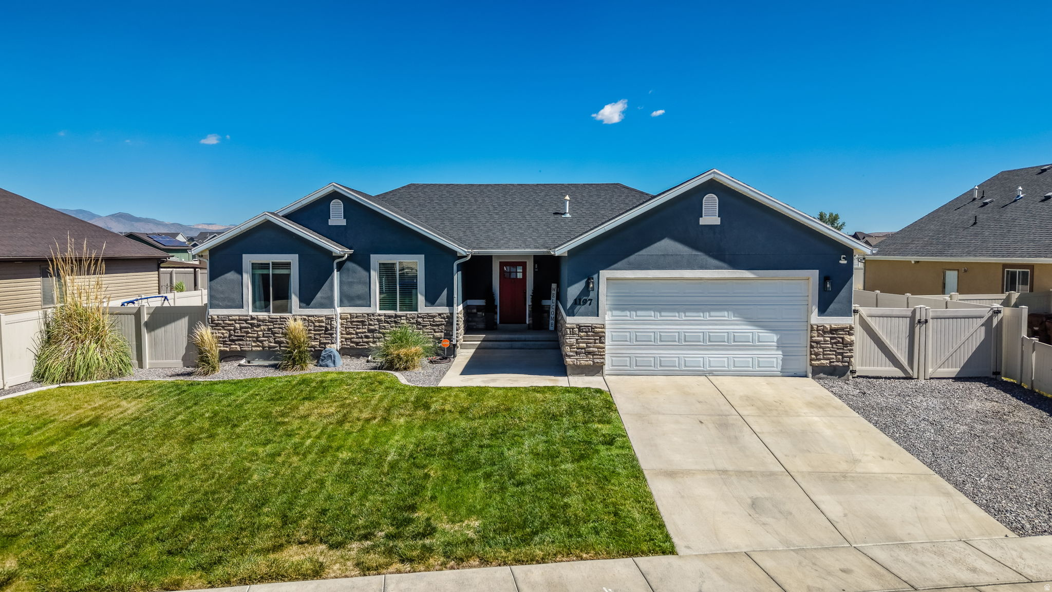 AUTUMN RIDGE - Residential