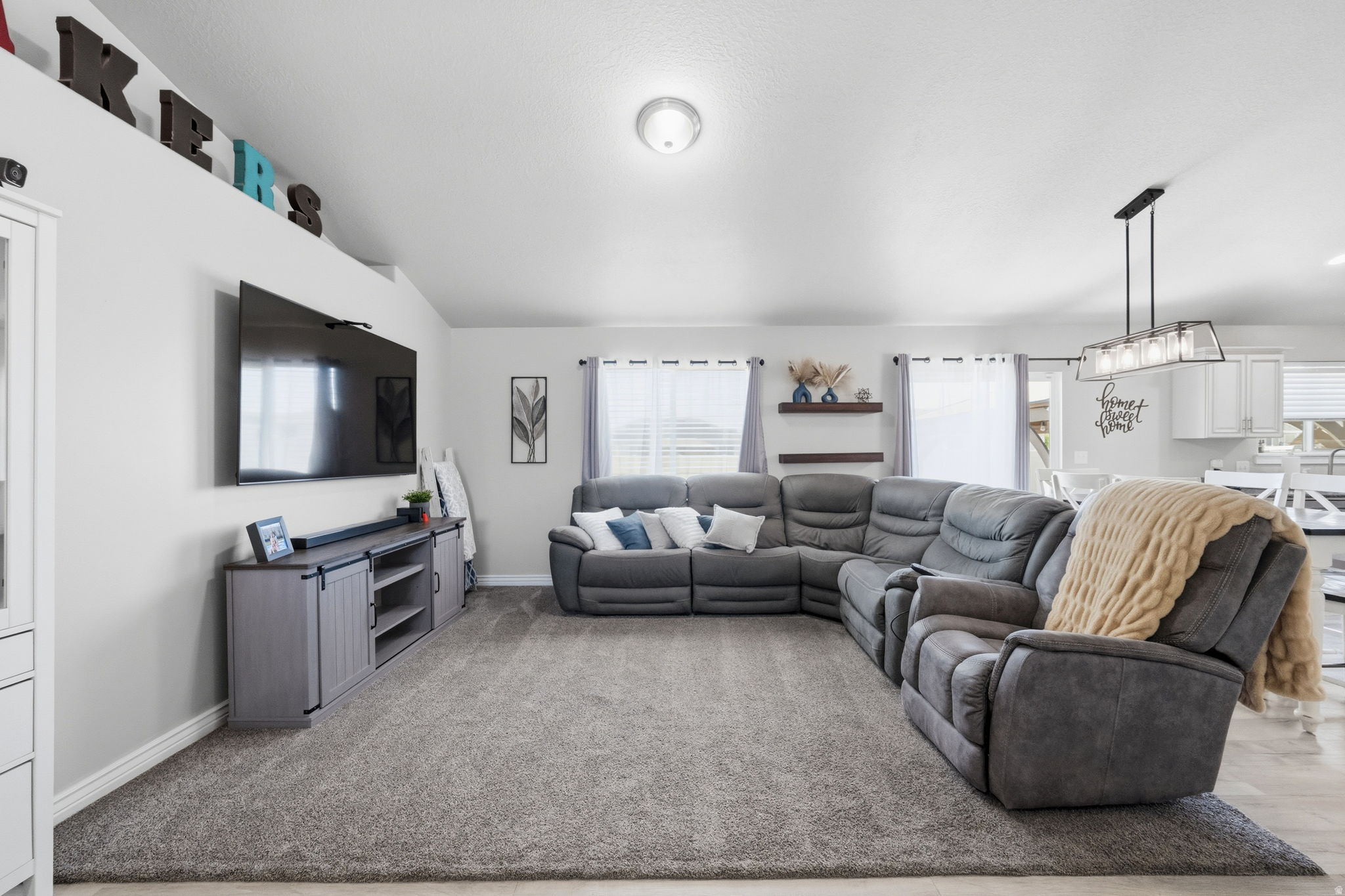AUTUMN RIDGE - Residential