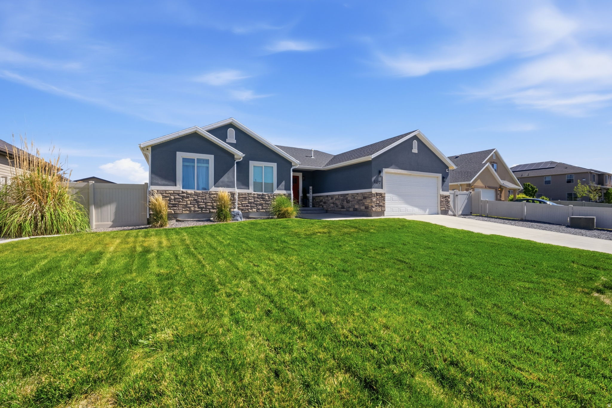 AUTUMN RIDGE - Residential