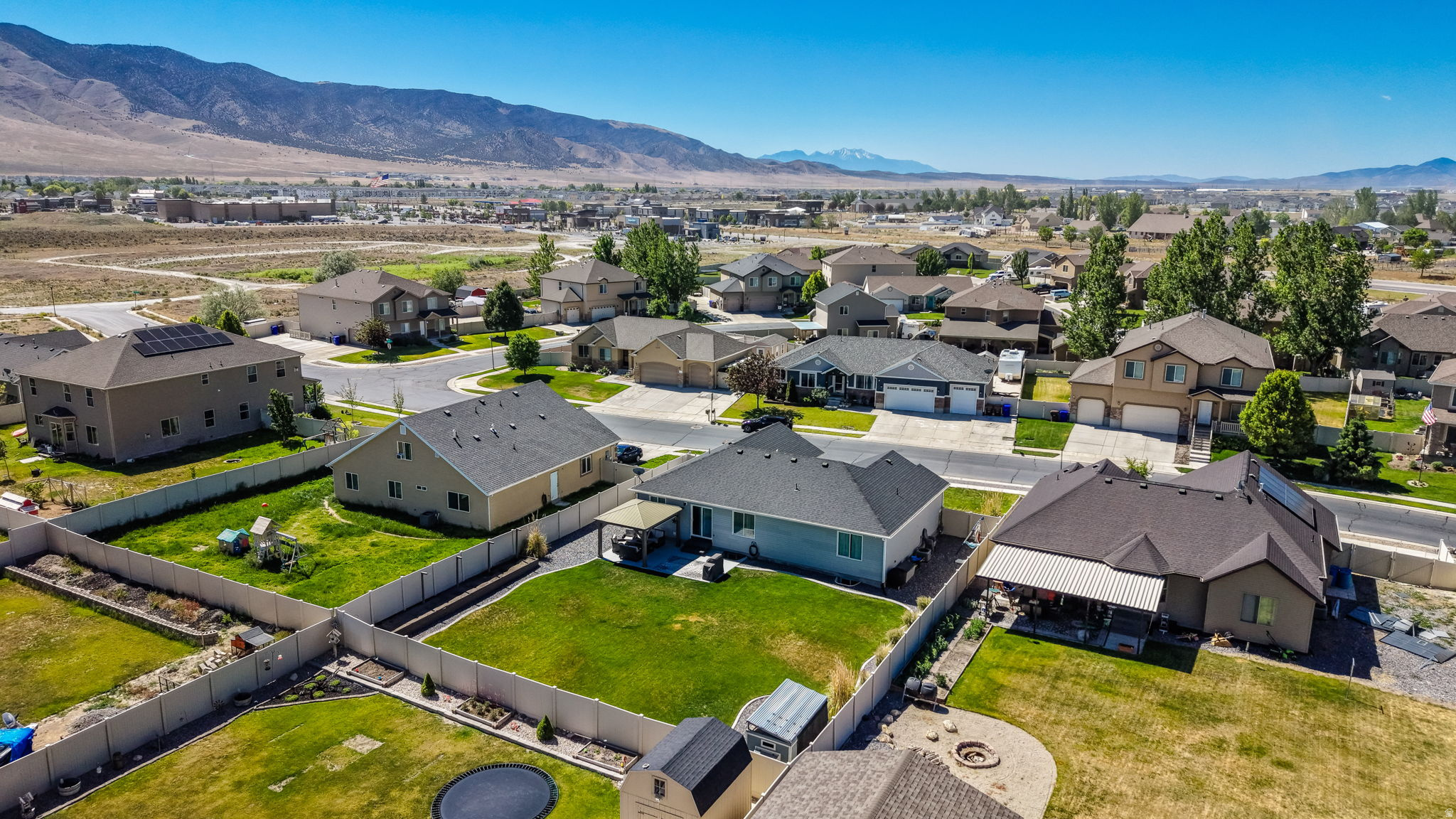 AUTUMN RIDGE - Residential