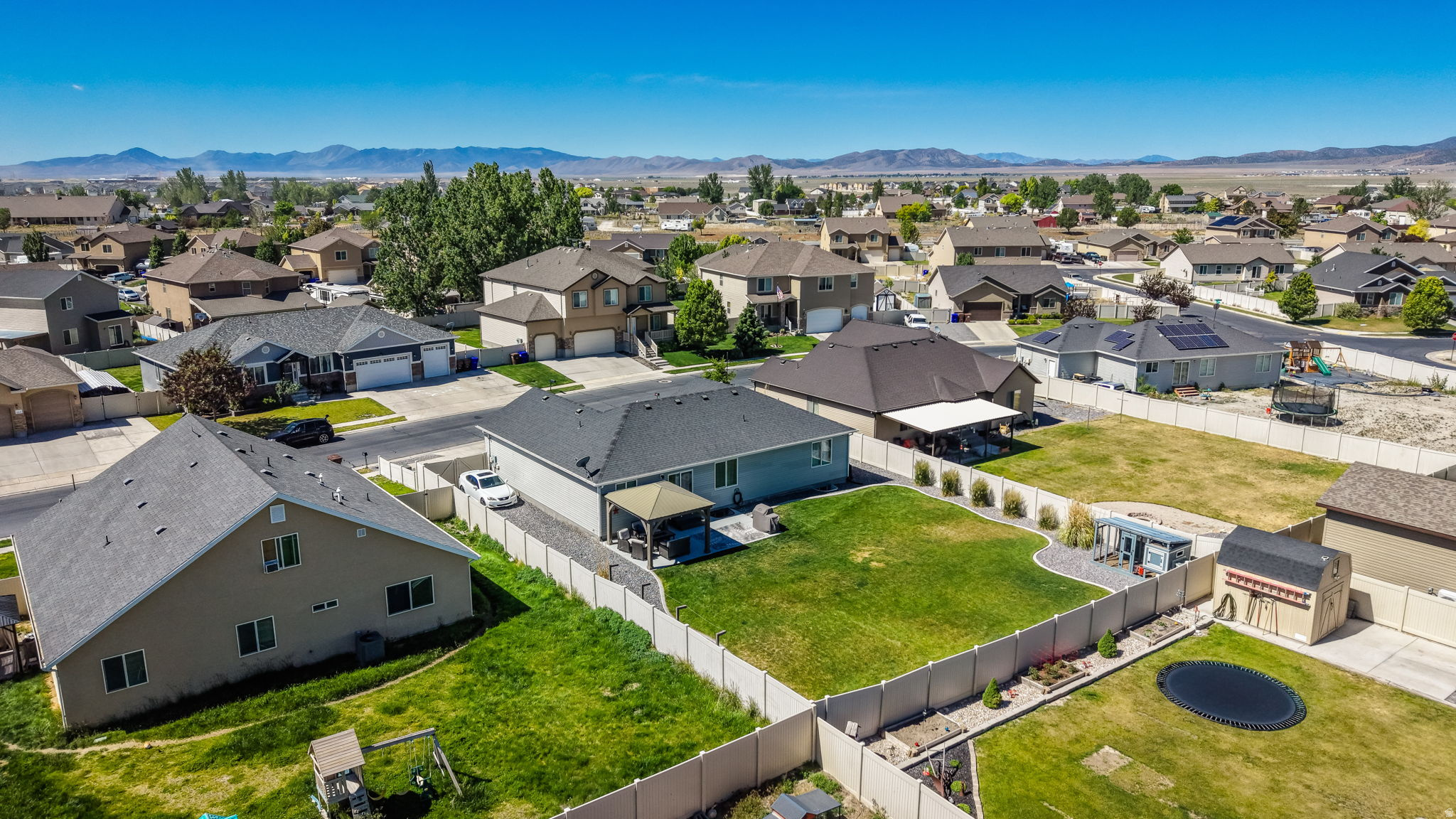 AUTUMN RIDGE - Residential