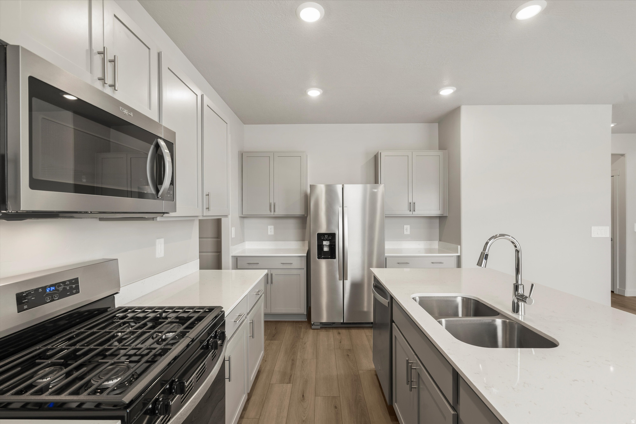 STRATTON ACRES - Residential
