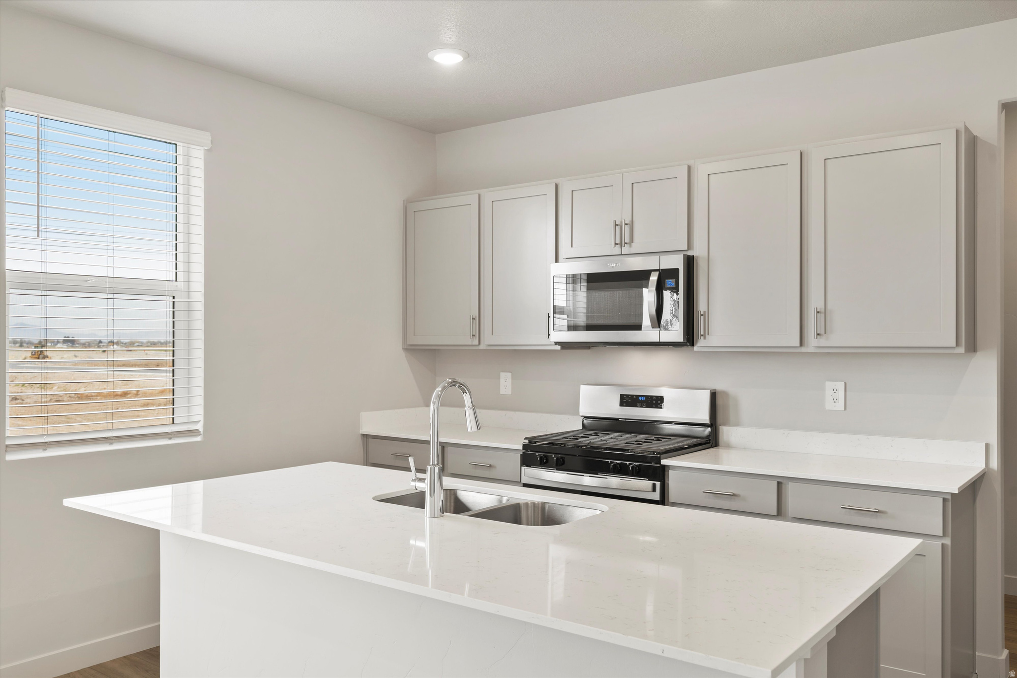 STRATTON ACRES - Residential