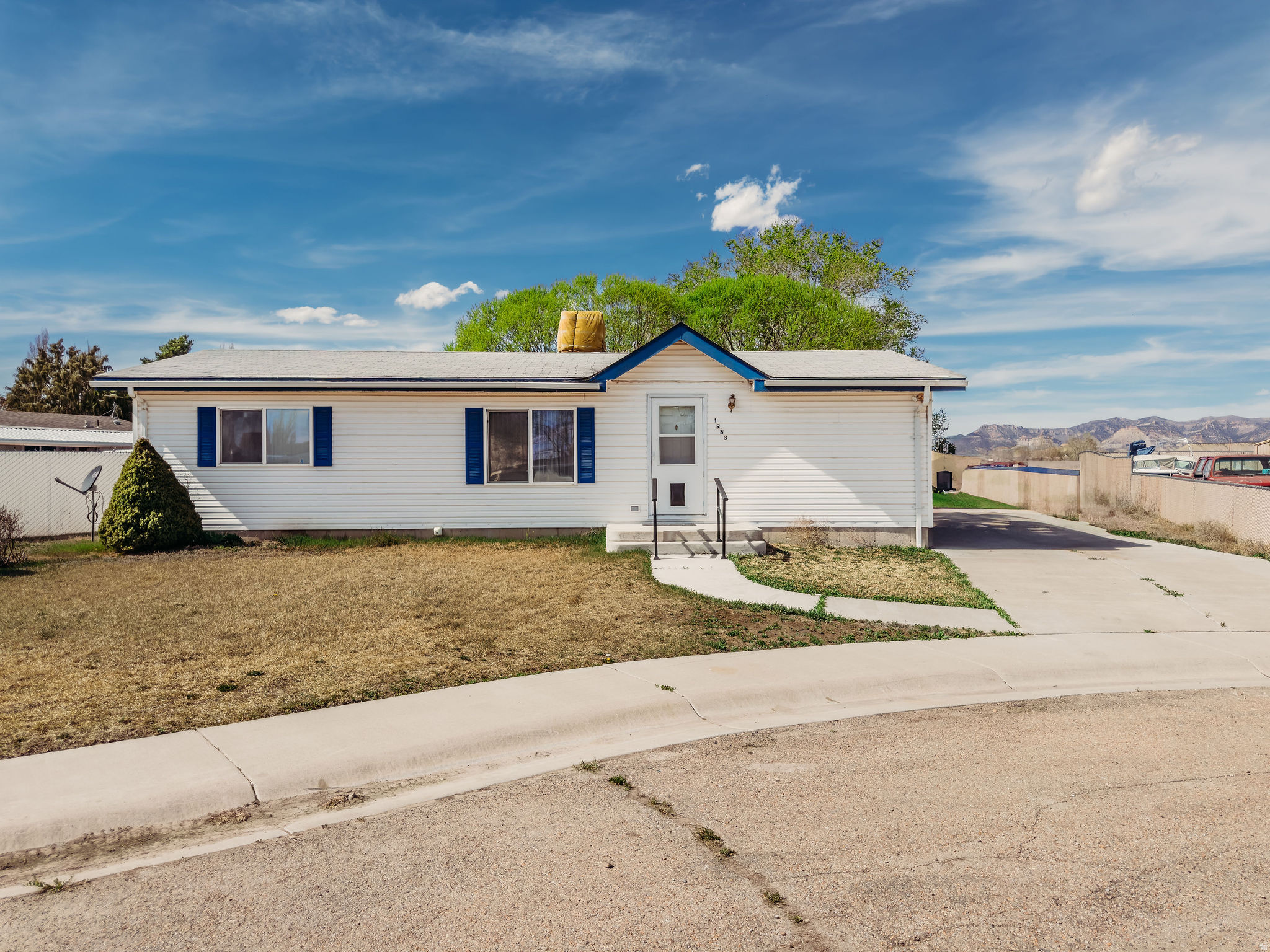 QUAIL HOLLOW ESTATES - Residential