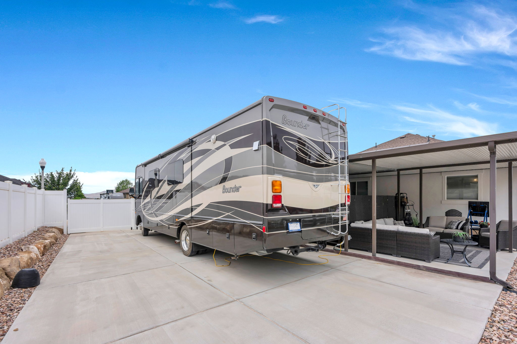 MOUNT LOAFER - Residential