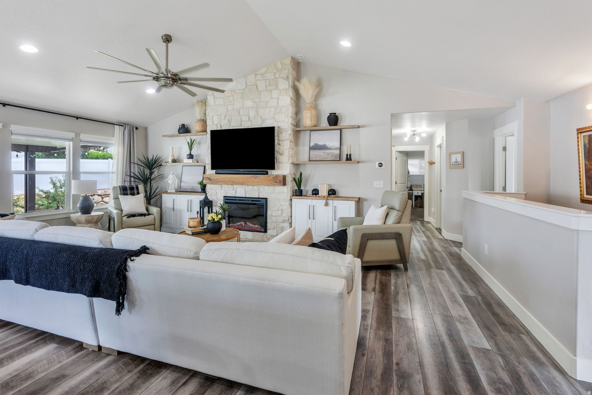 MOUNT LOAFER - Residential