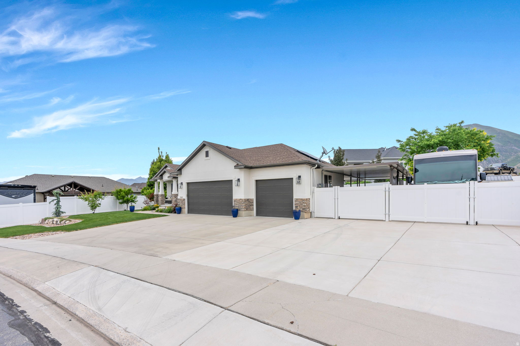 MOUNT LOAFER - Residential