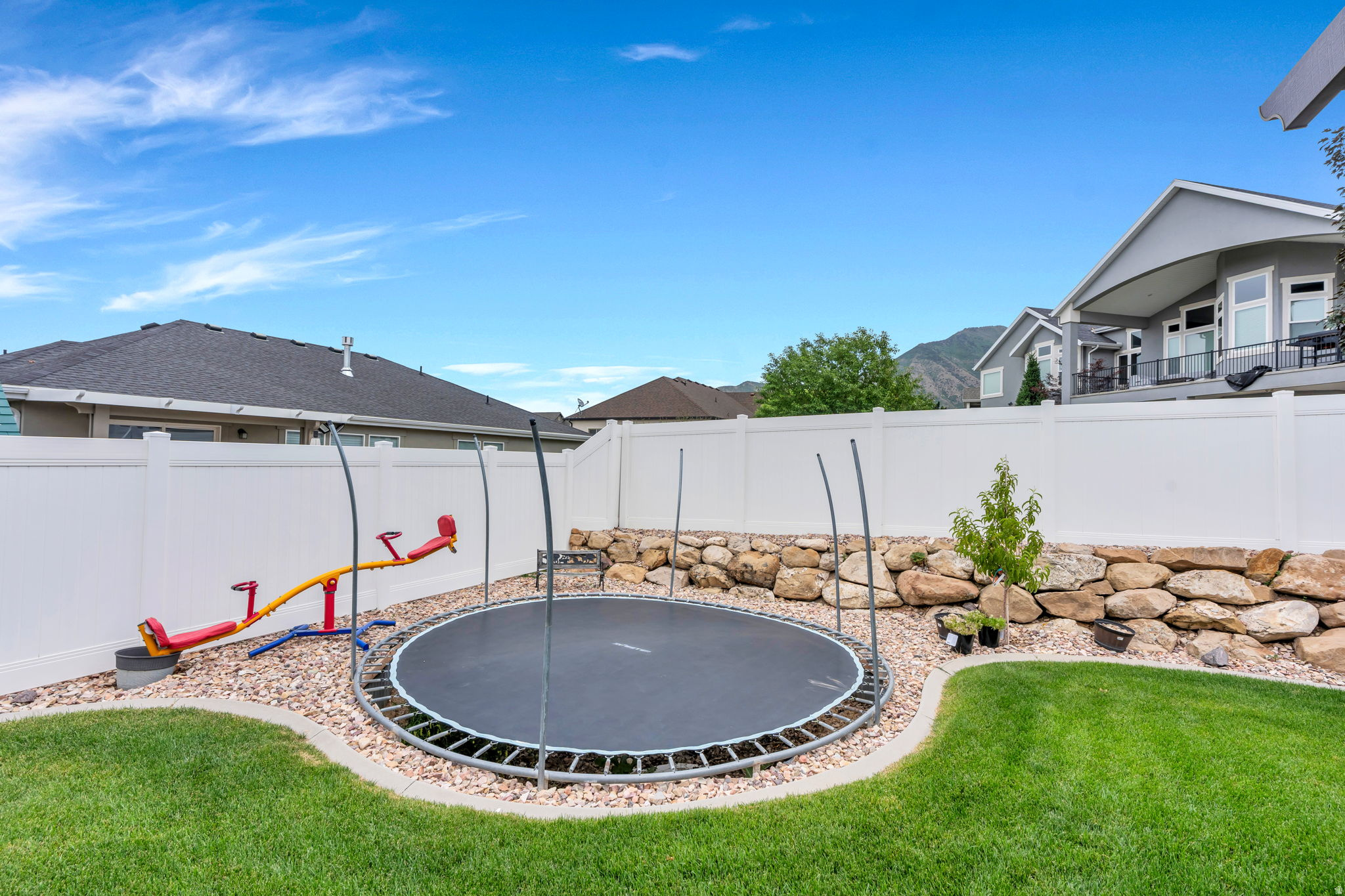 MOUNT LOAFER - Residential