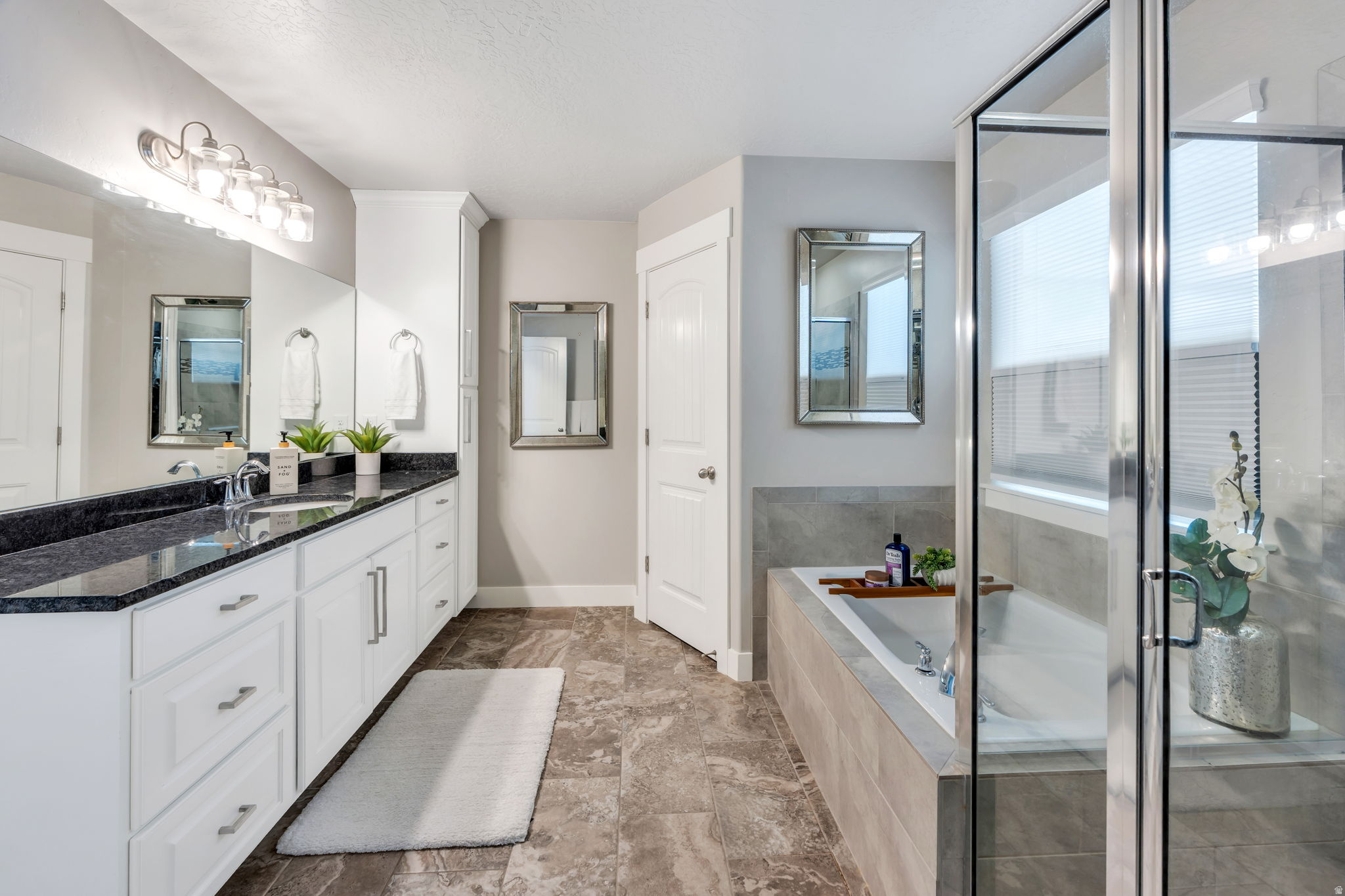 MOUNT LOAFER - Residential