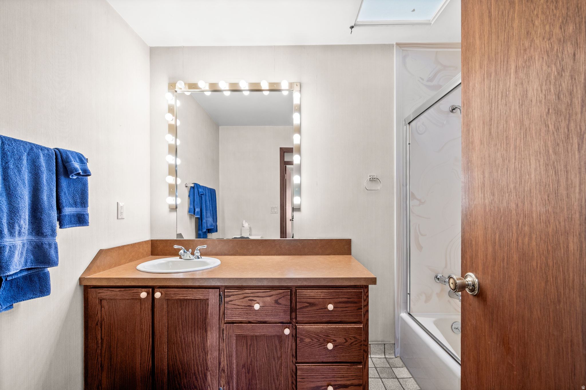HOLLADAY GROVE - Residential