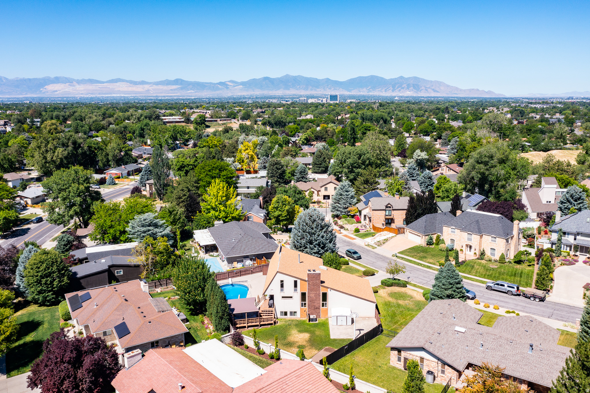 HOLLADAY GROVE - Residential