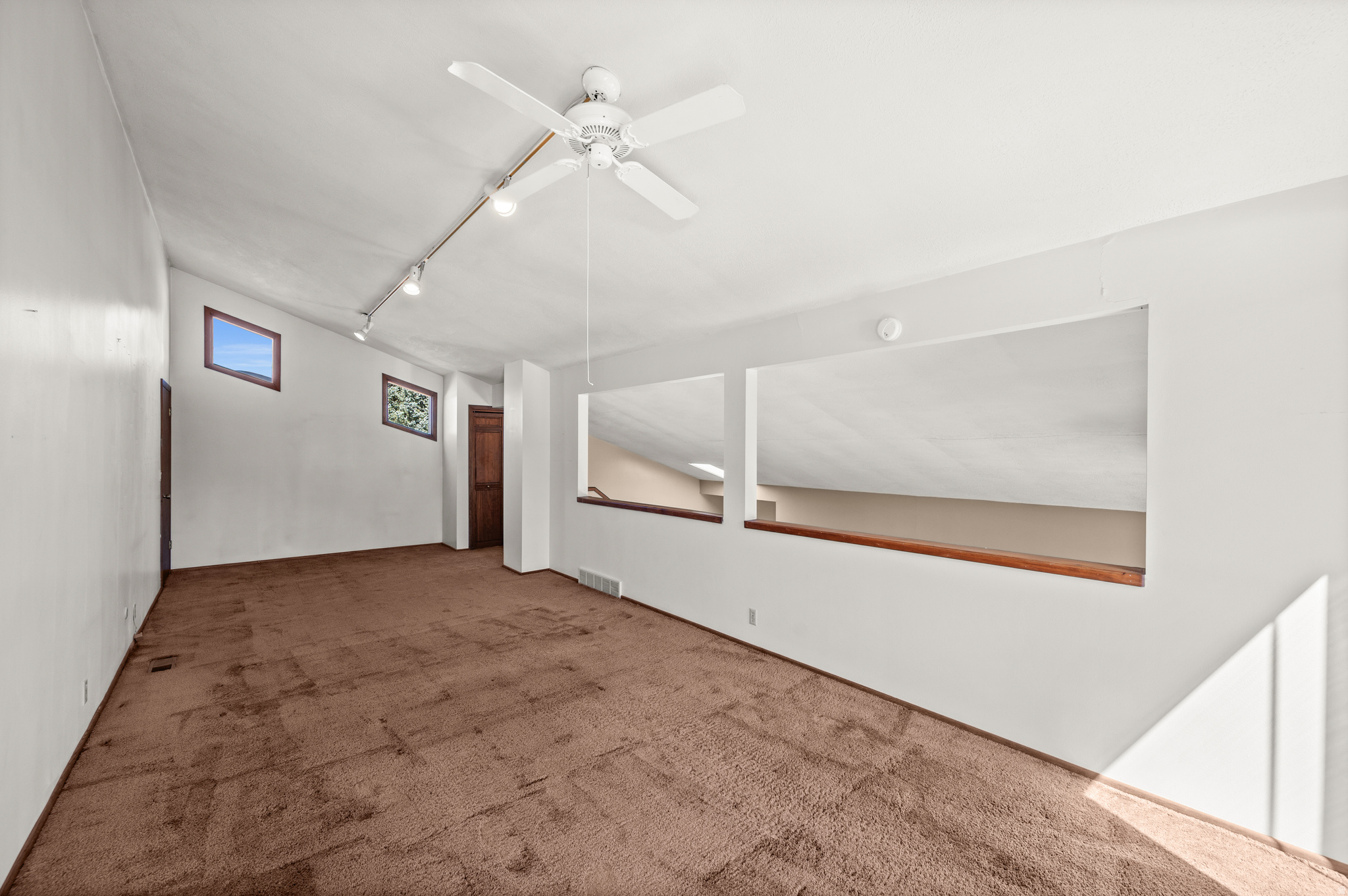 HOLLADAY GROVE - Residential