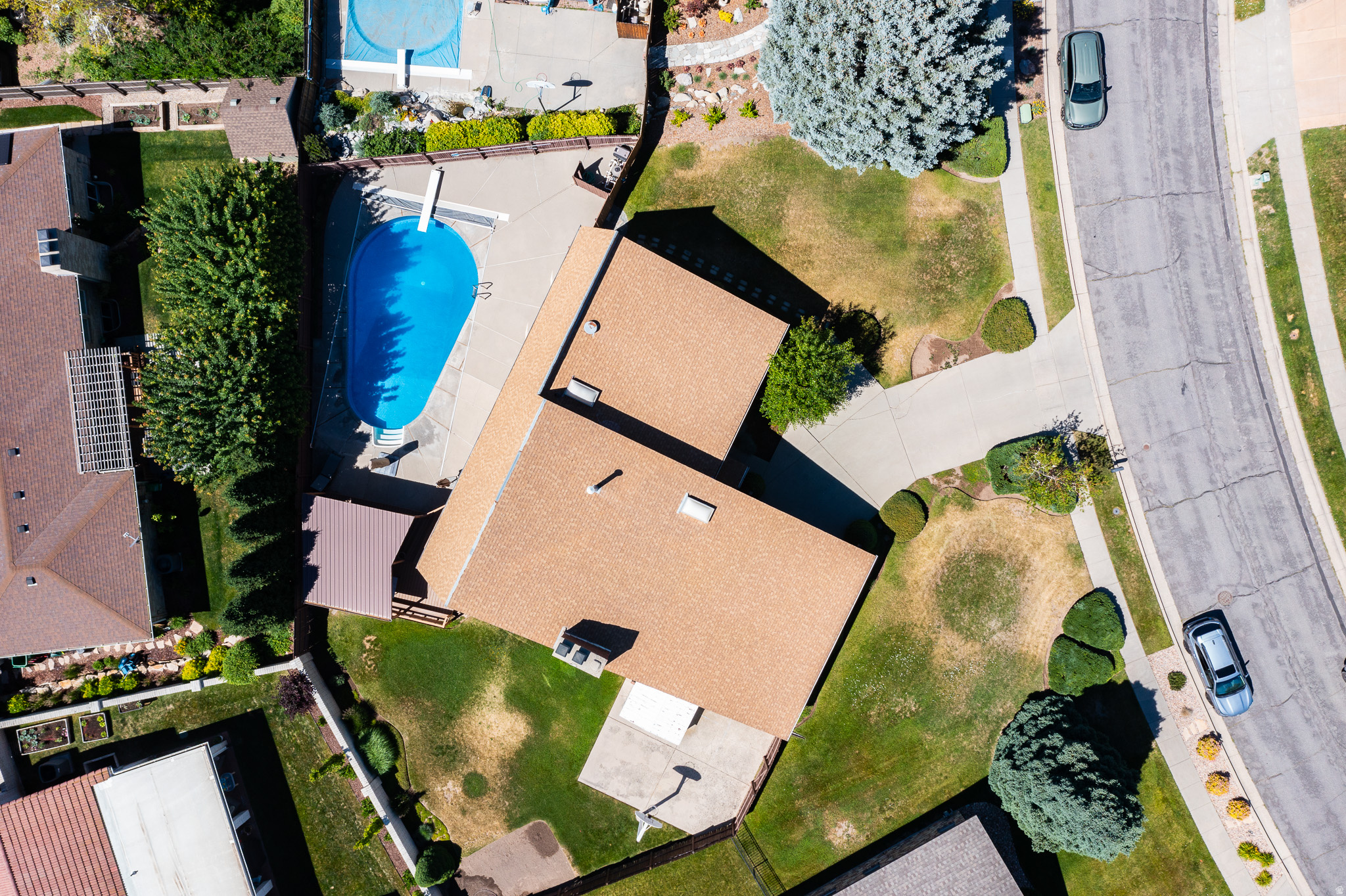 HOLLADAY GROVE - Residential
