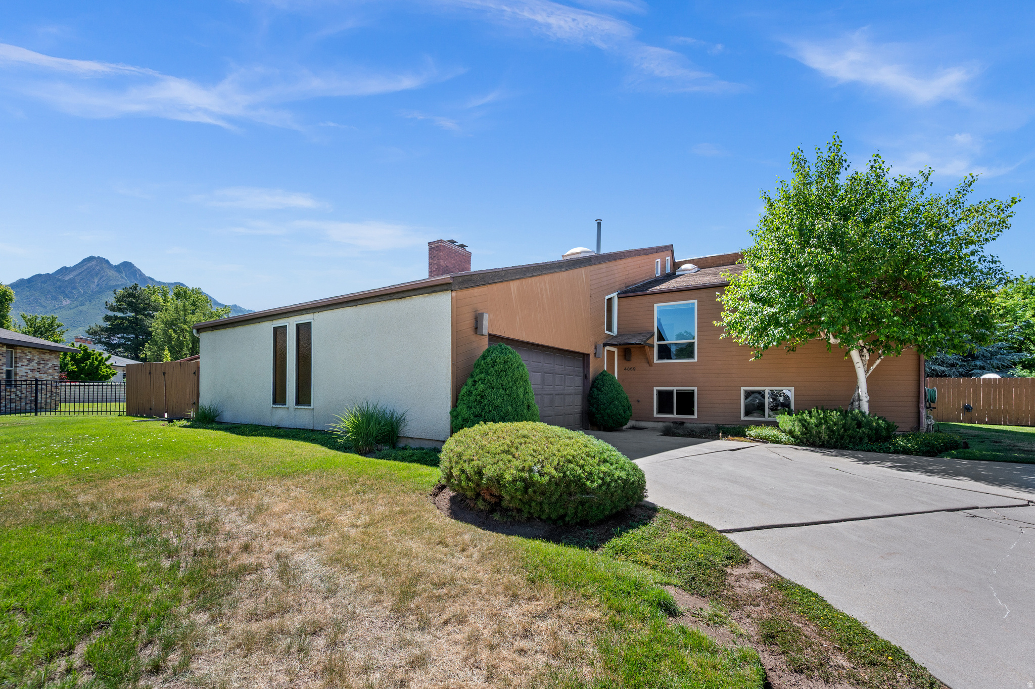 HOLLADAY GROVE - Residential