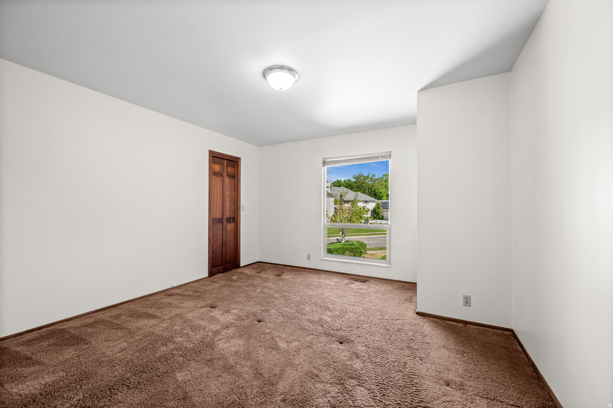 HOLLADAY GROVE - Residential
