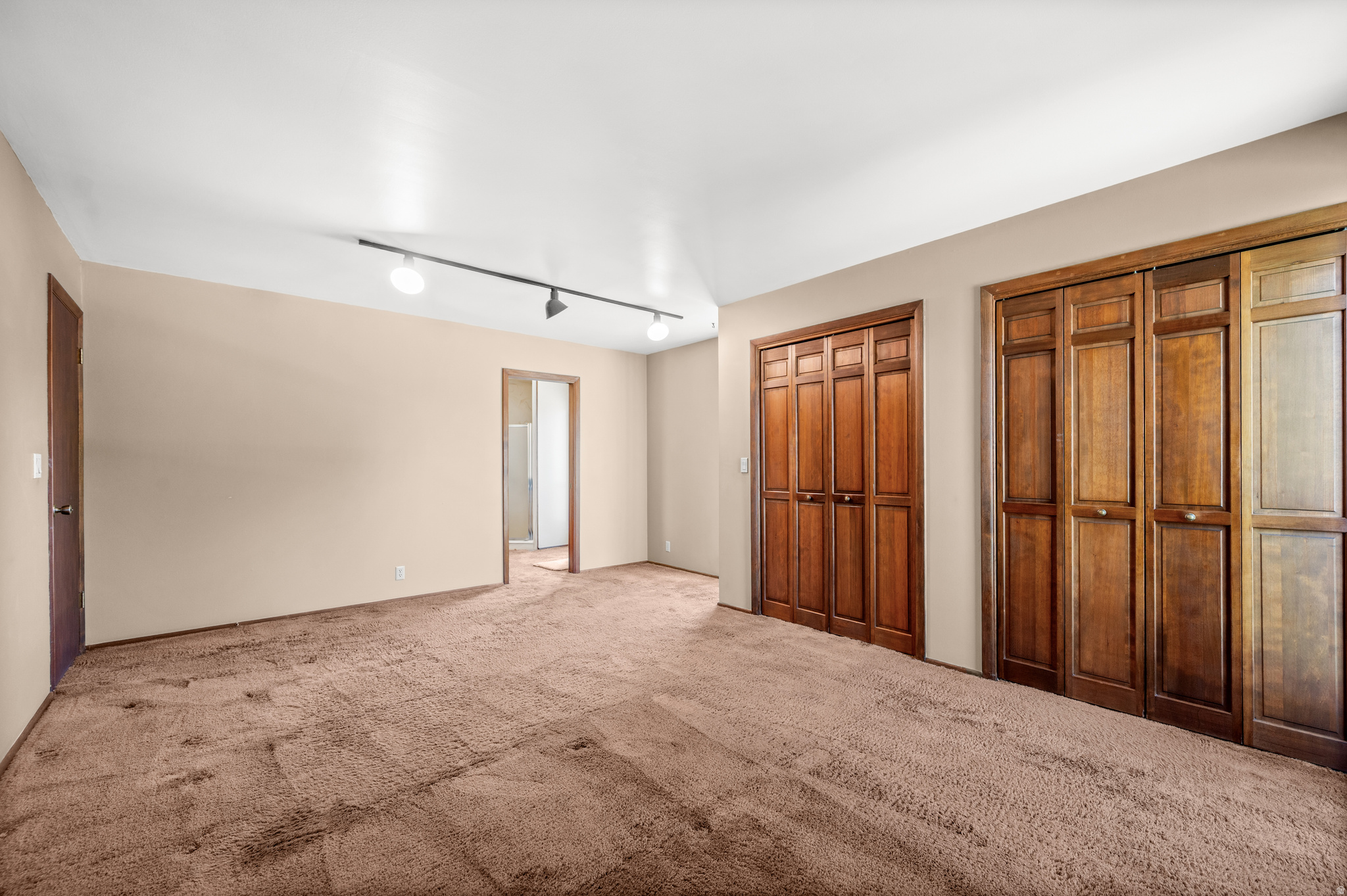 HOLLADAY GROVE - Residential