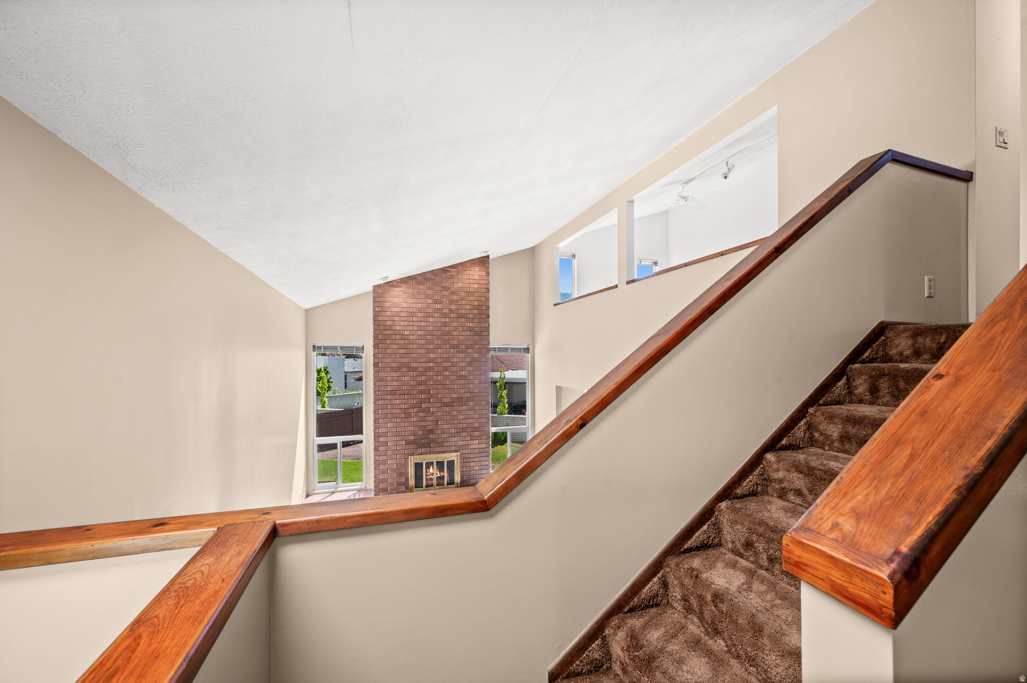 HOLLADAY GROVE - Residential