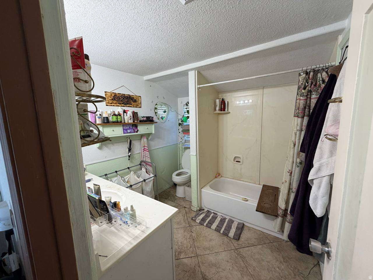 B HANCOCK MOBILE HOME - Residential