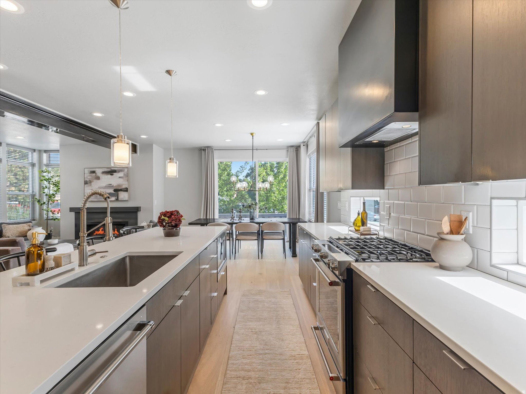 DISTRICT - Residential