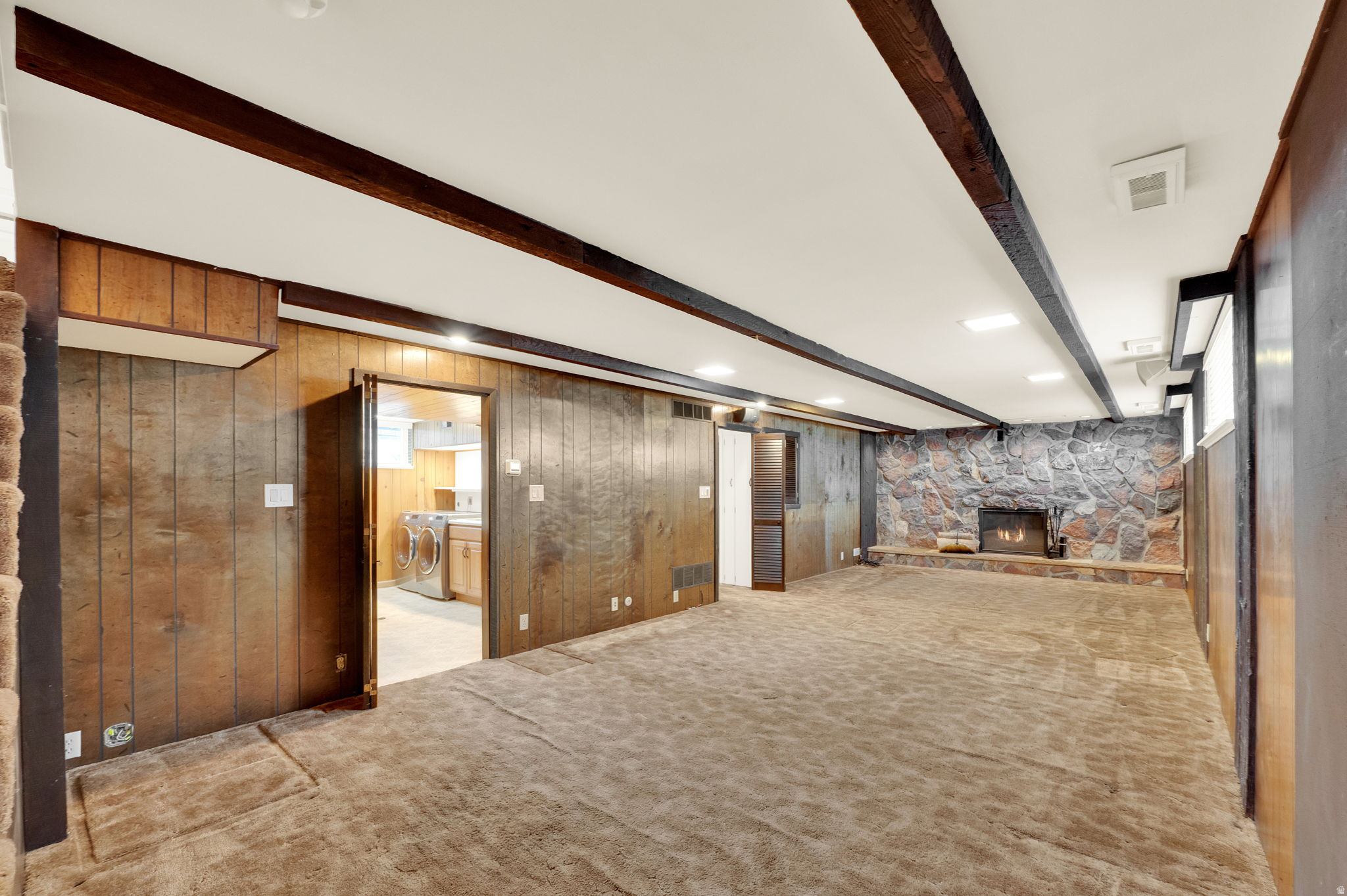 MEADOWBROOK FARMS - Residential