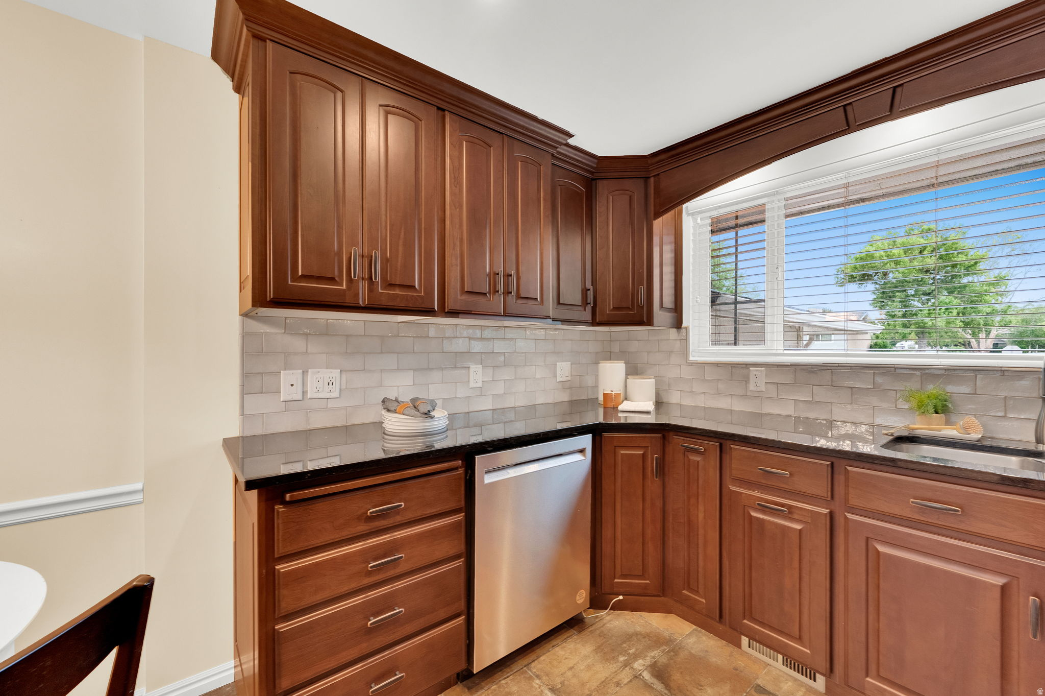 MEADOWBROOK FARMS - Residential