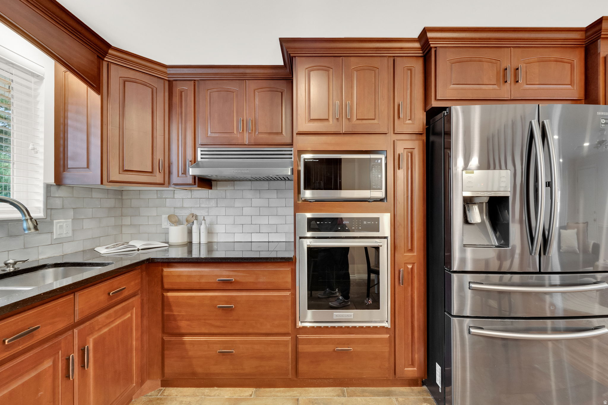 MEADOWBROOK FARMS - Residential