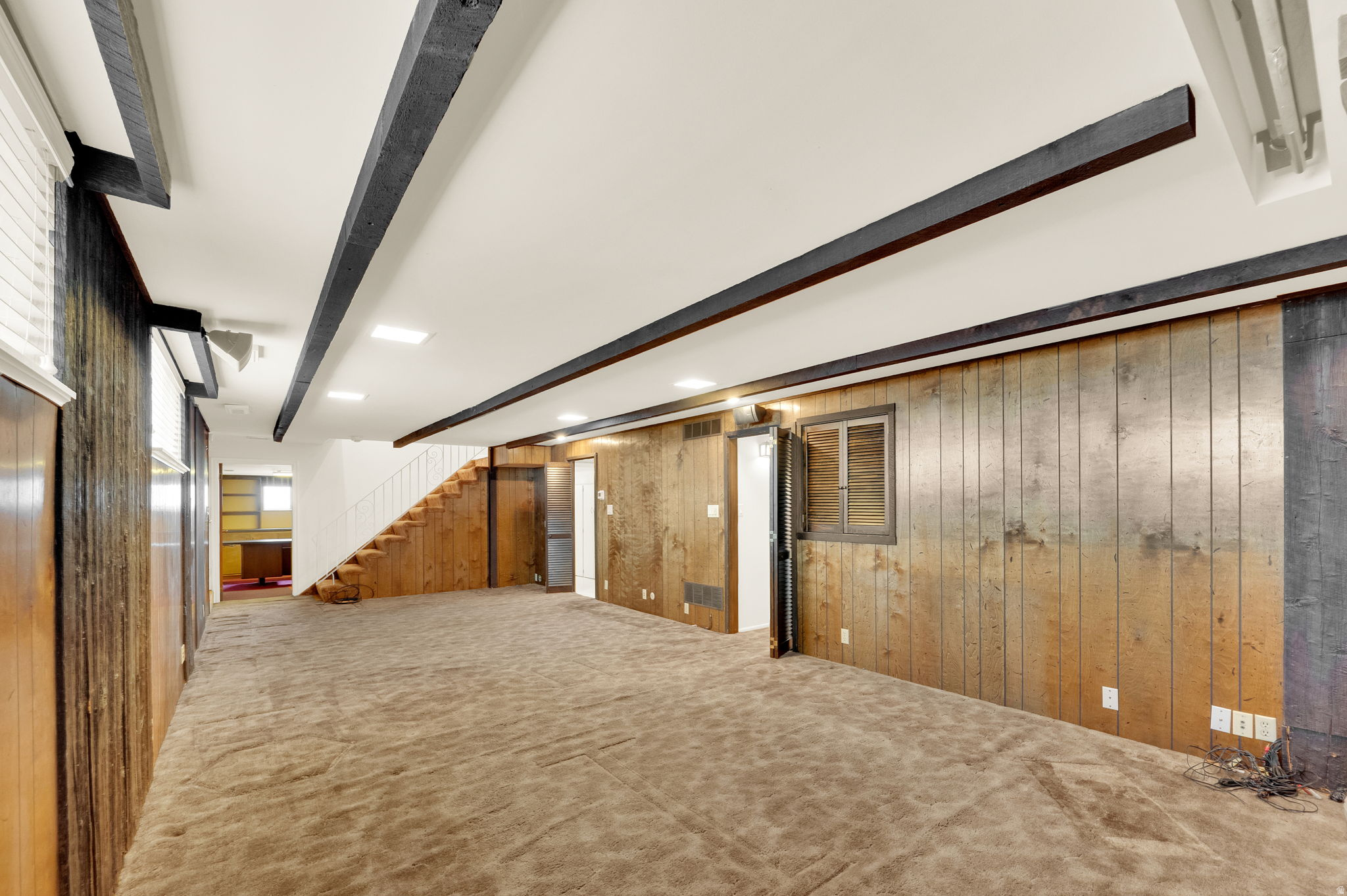MEADOWBROOK FARMS - Residential