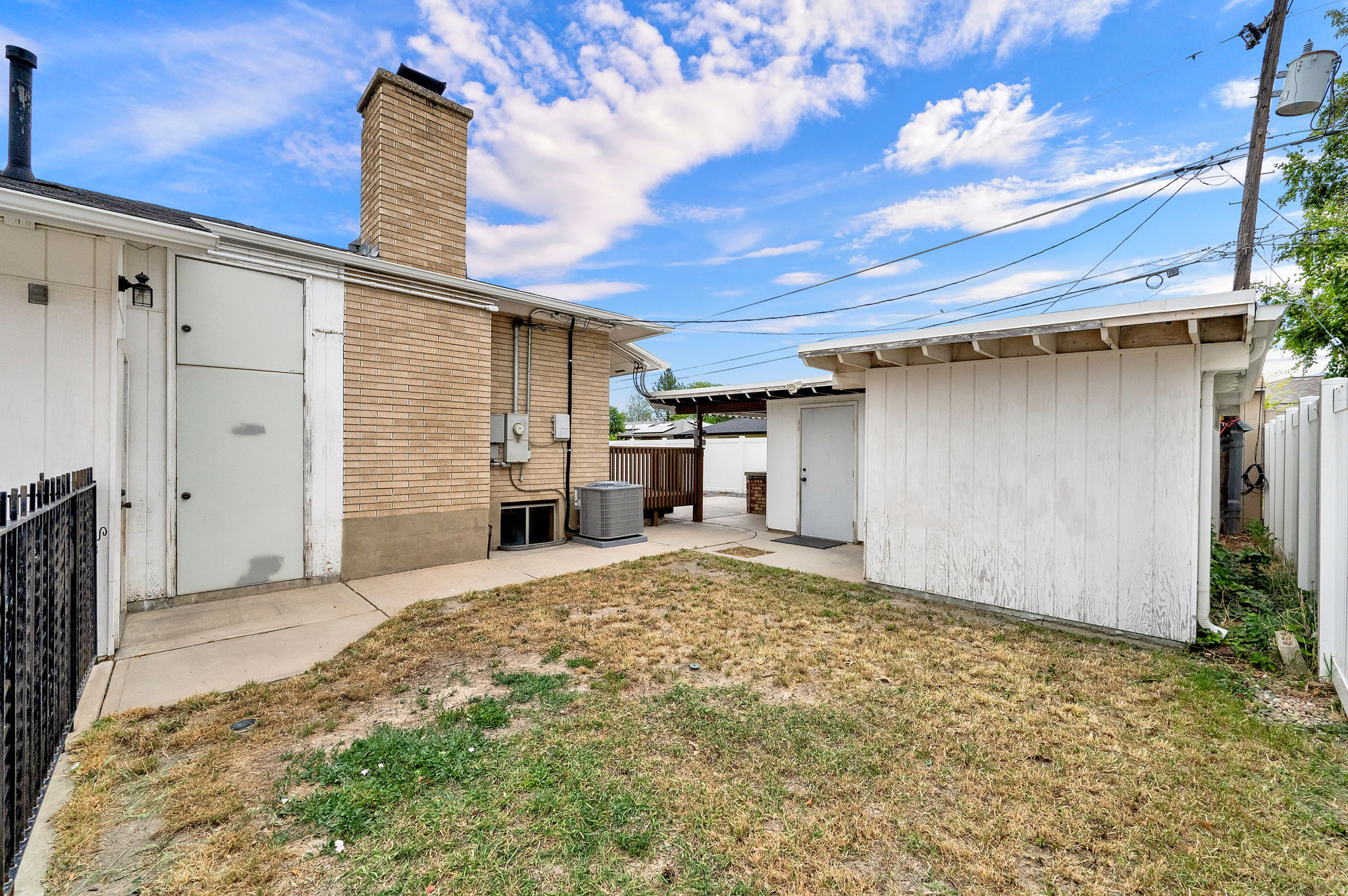 MEADOWBROOK FARMS - Residential