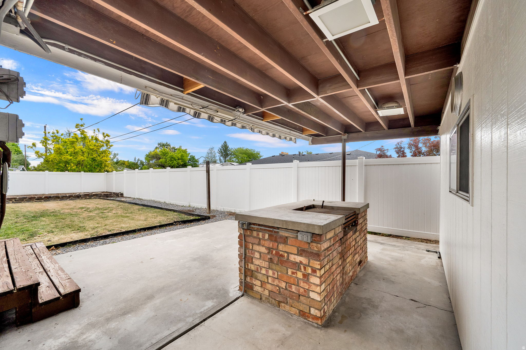MEADOWBROOK FARMS - Residential
