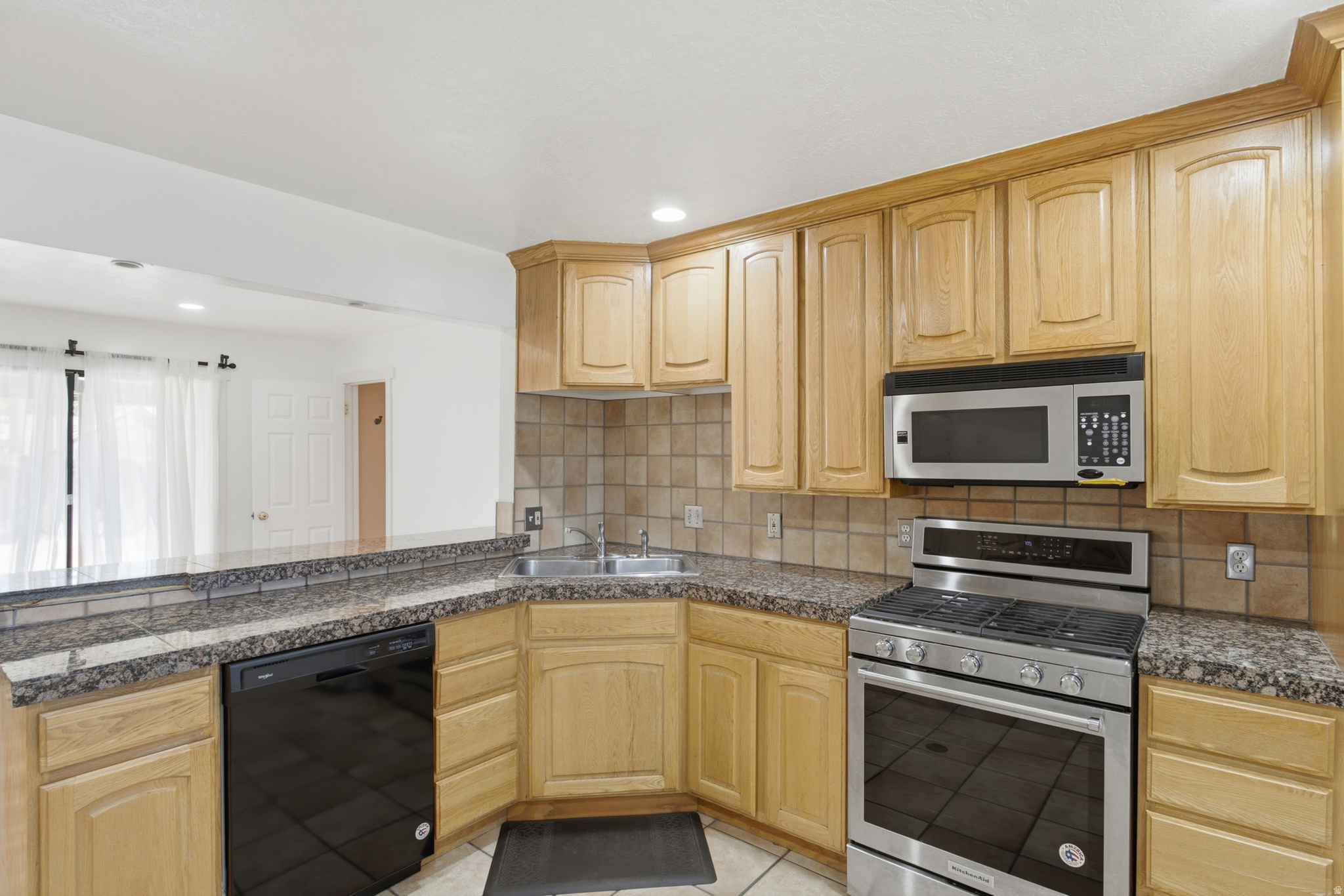 HOFFMAN HEIGHTS - Residential