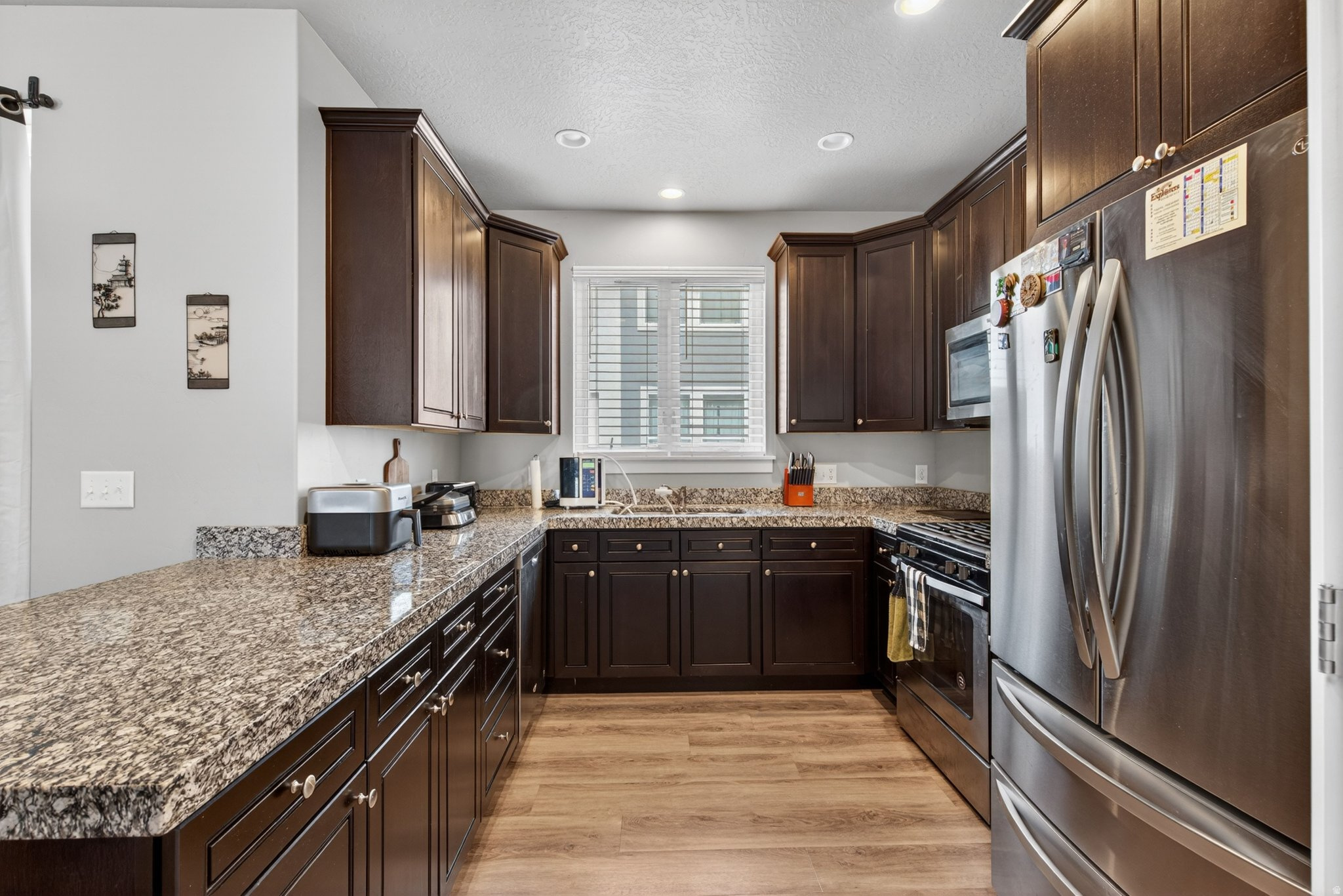 RIDGE - Residential