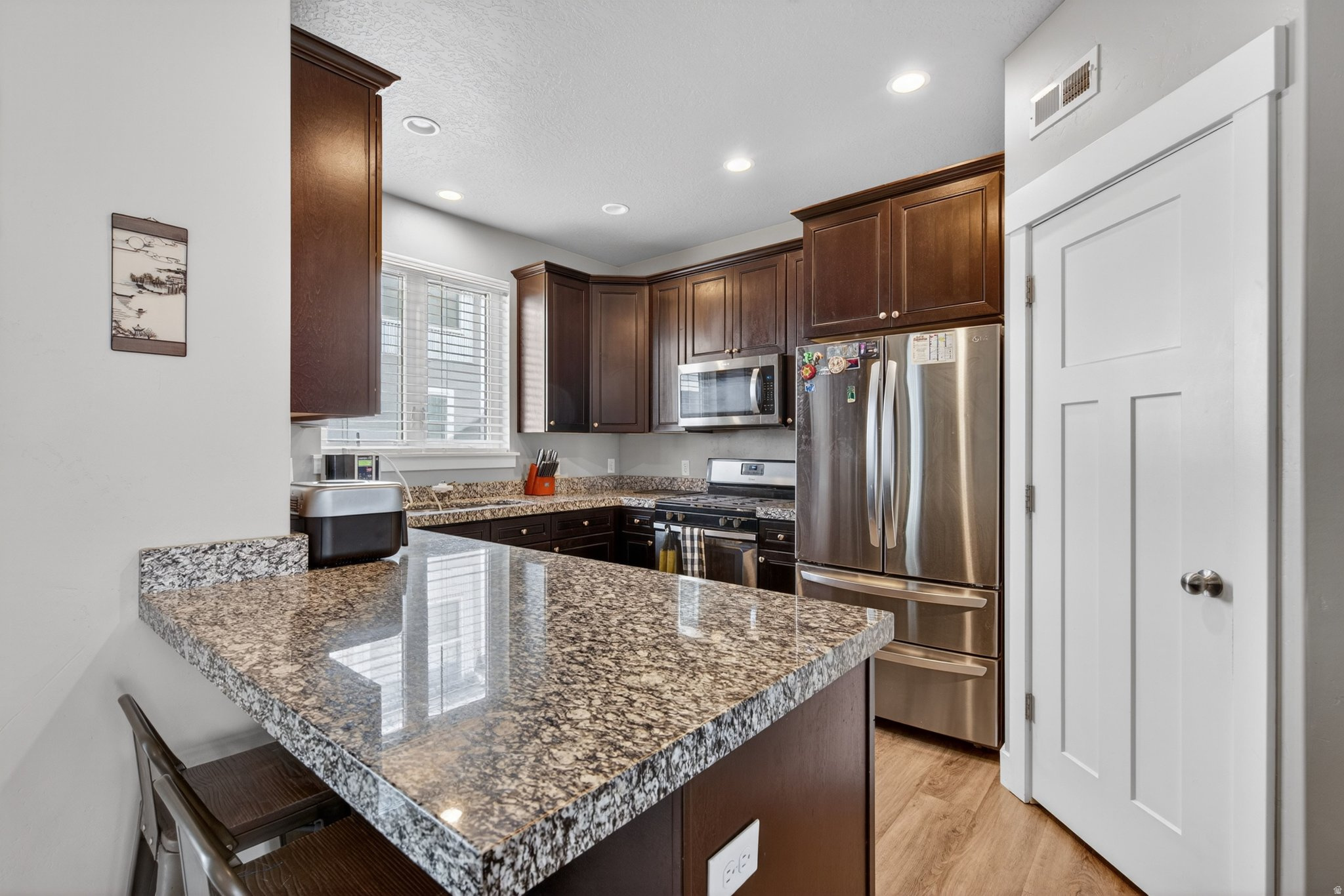 RIDGE - Residential