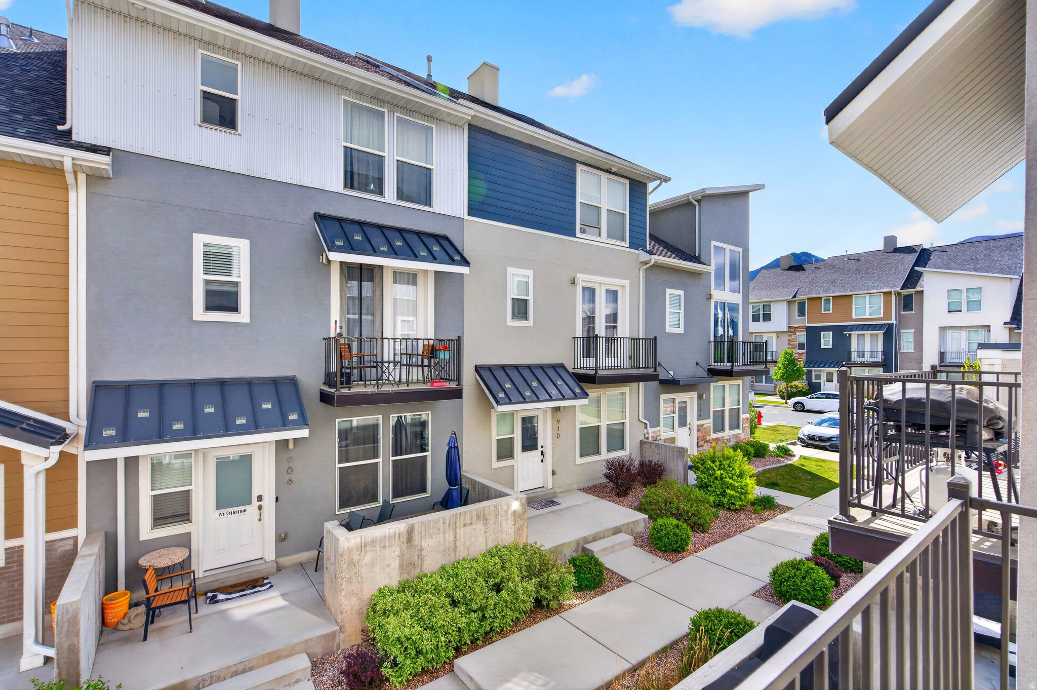 RIDGE - Residential