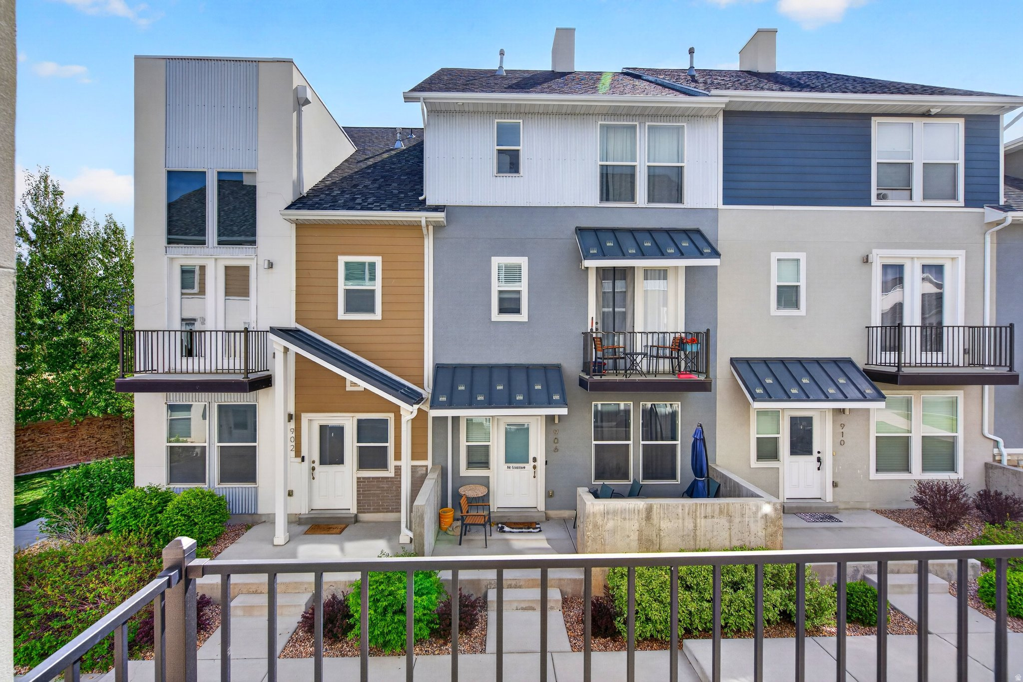 RIDGE - Residential
