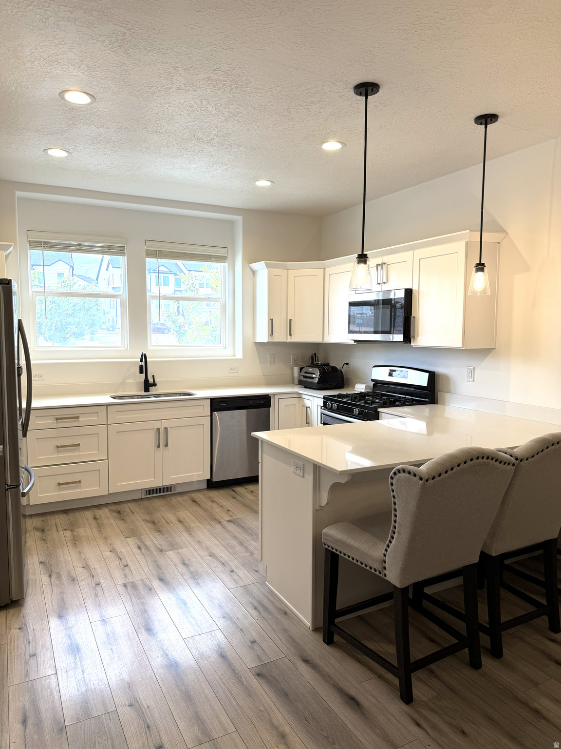 MOUNTAIN RIDGE - Residential
