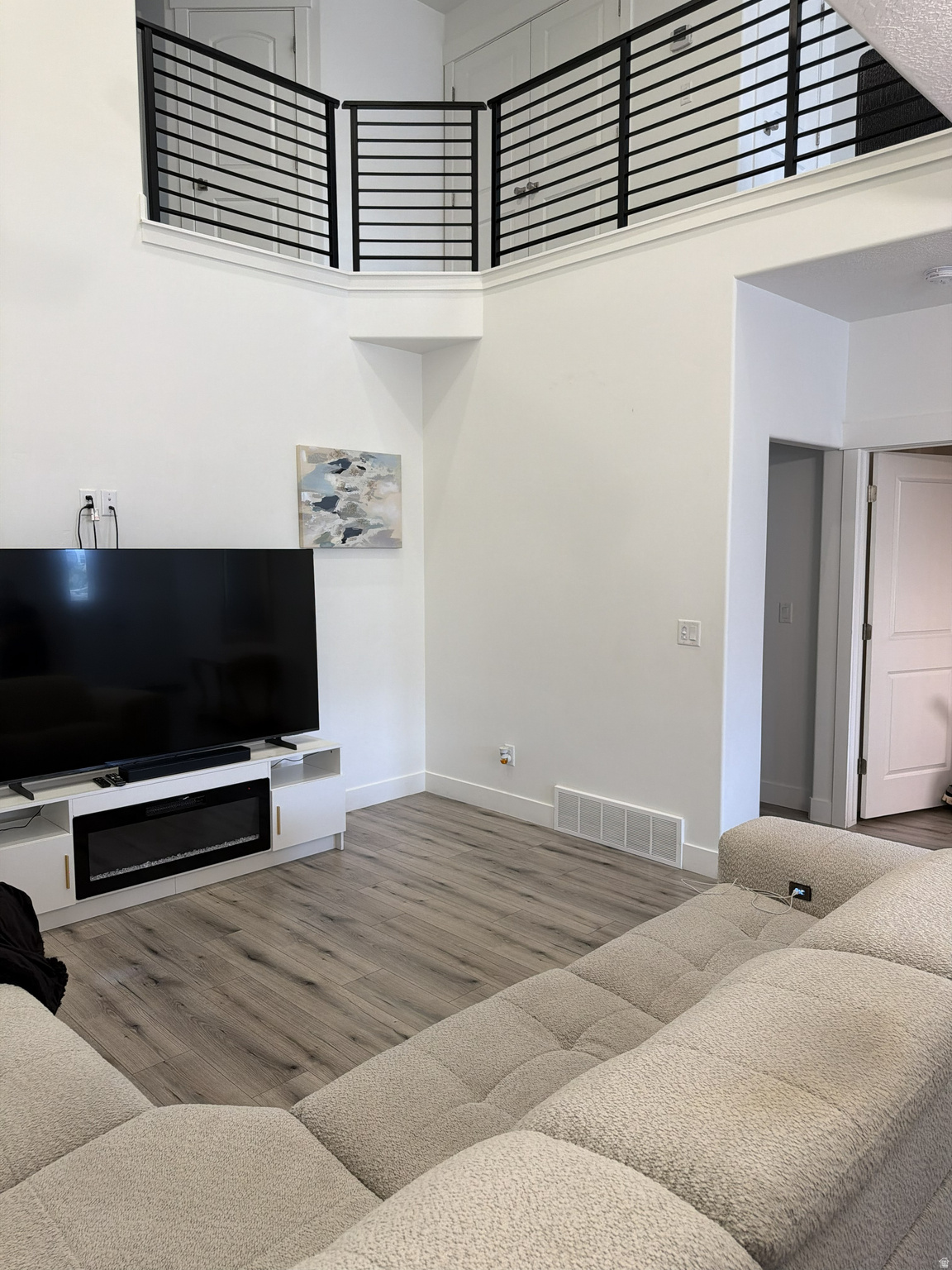 MOUNTAIN RIDGE - Residential