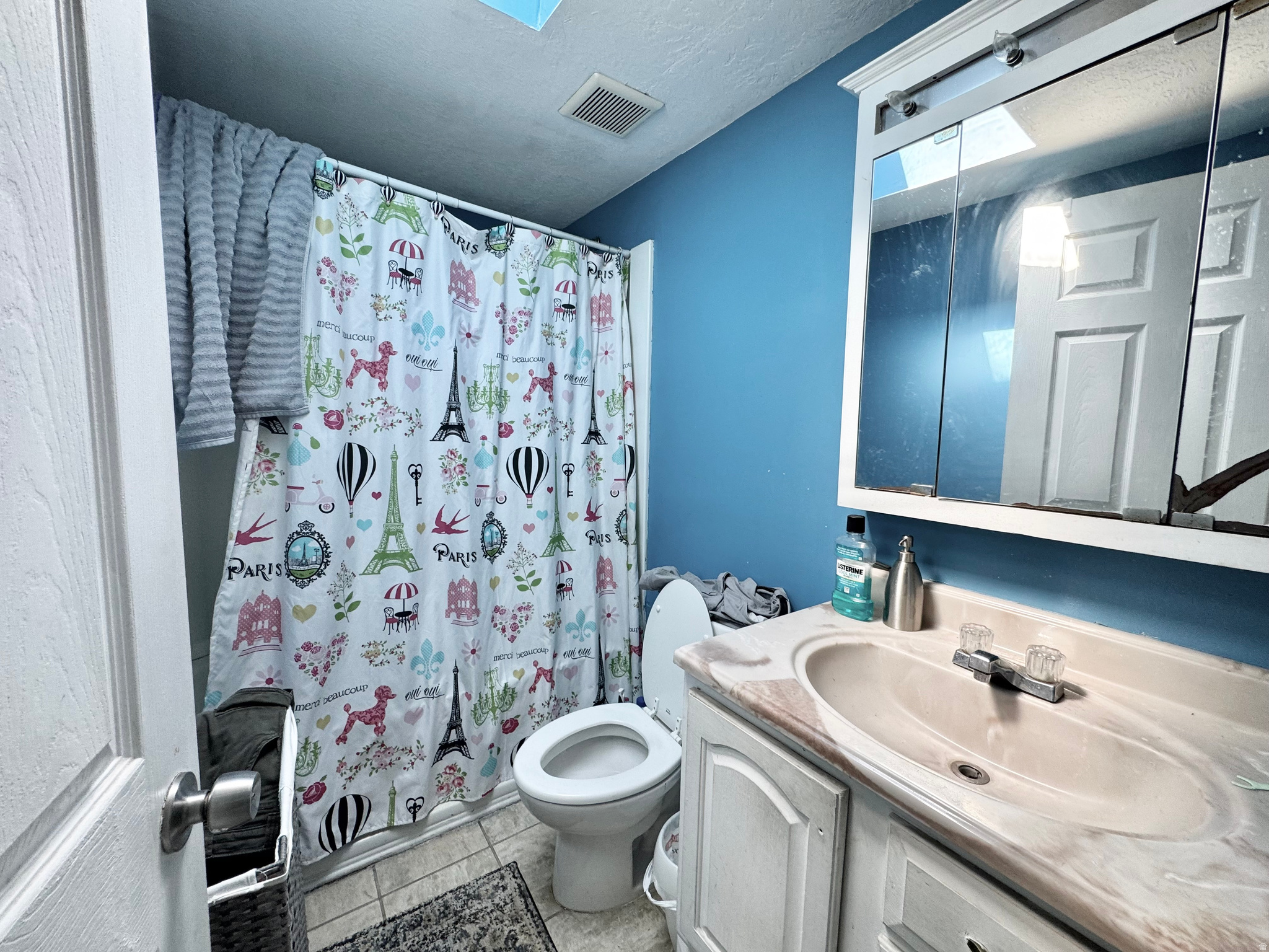 LYNWOOD ACRES - Residential