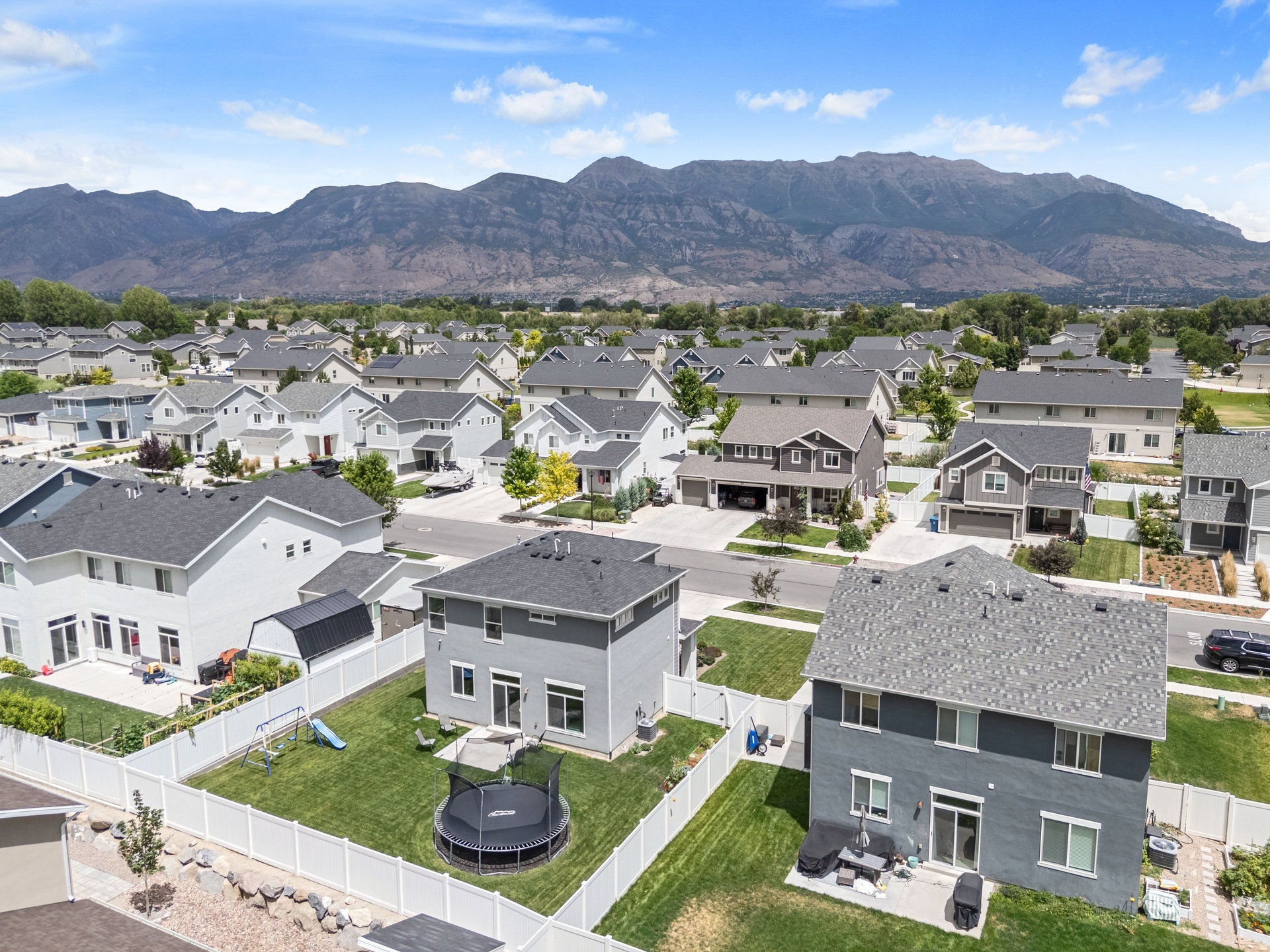 STONE CREEK - Residential