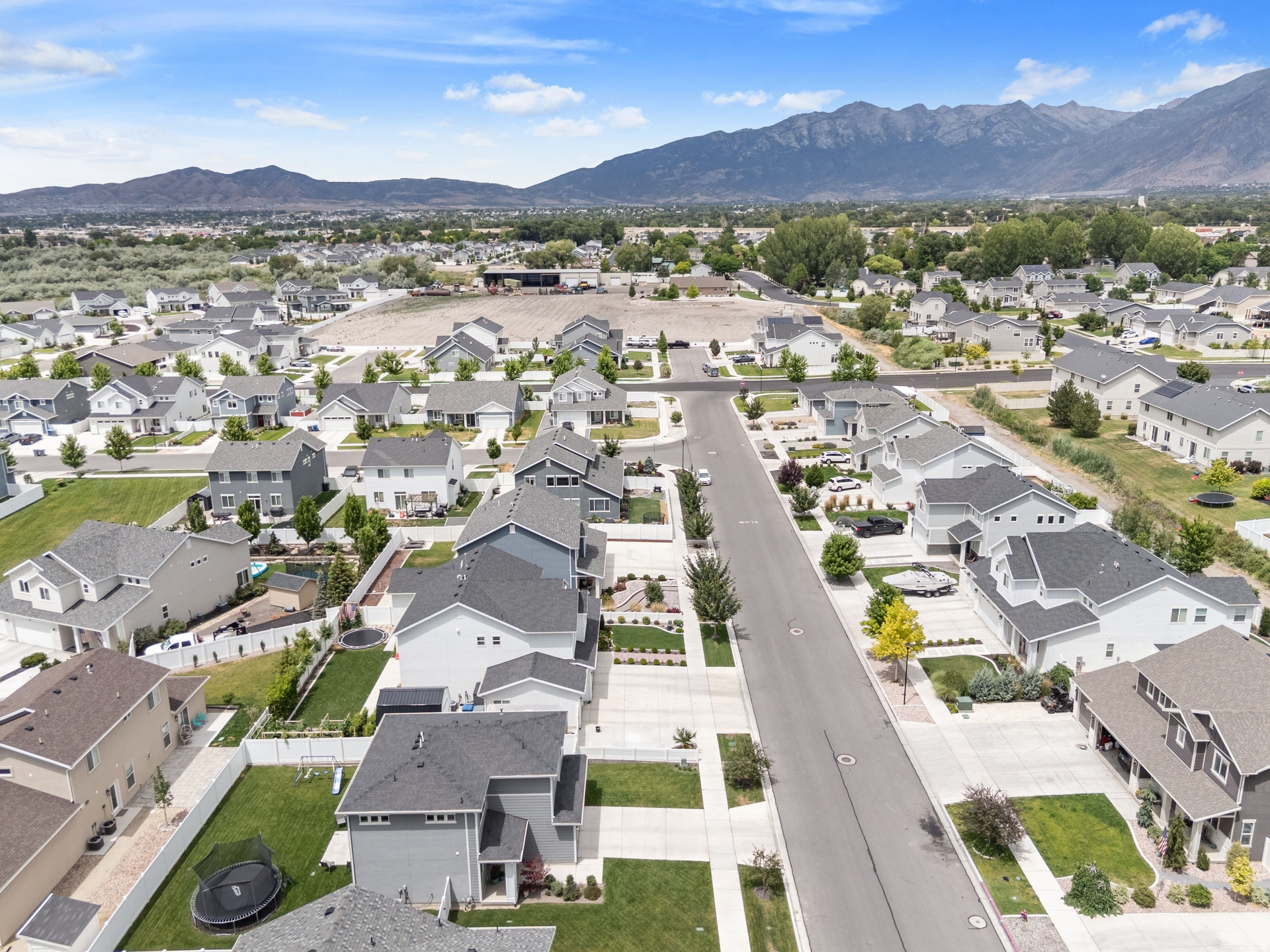 STONE CREEK - Residential