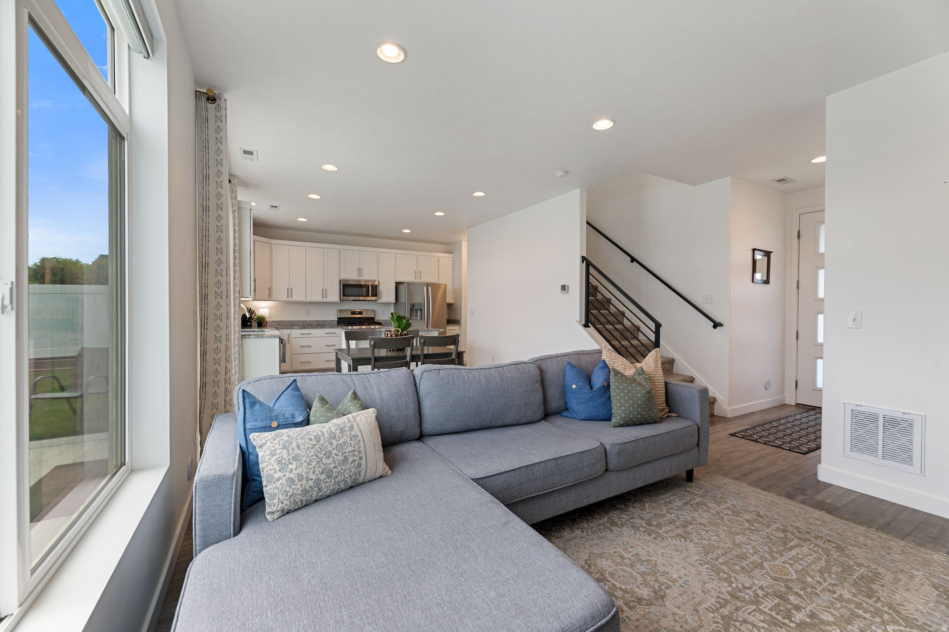 STONE CREEK - Residential