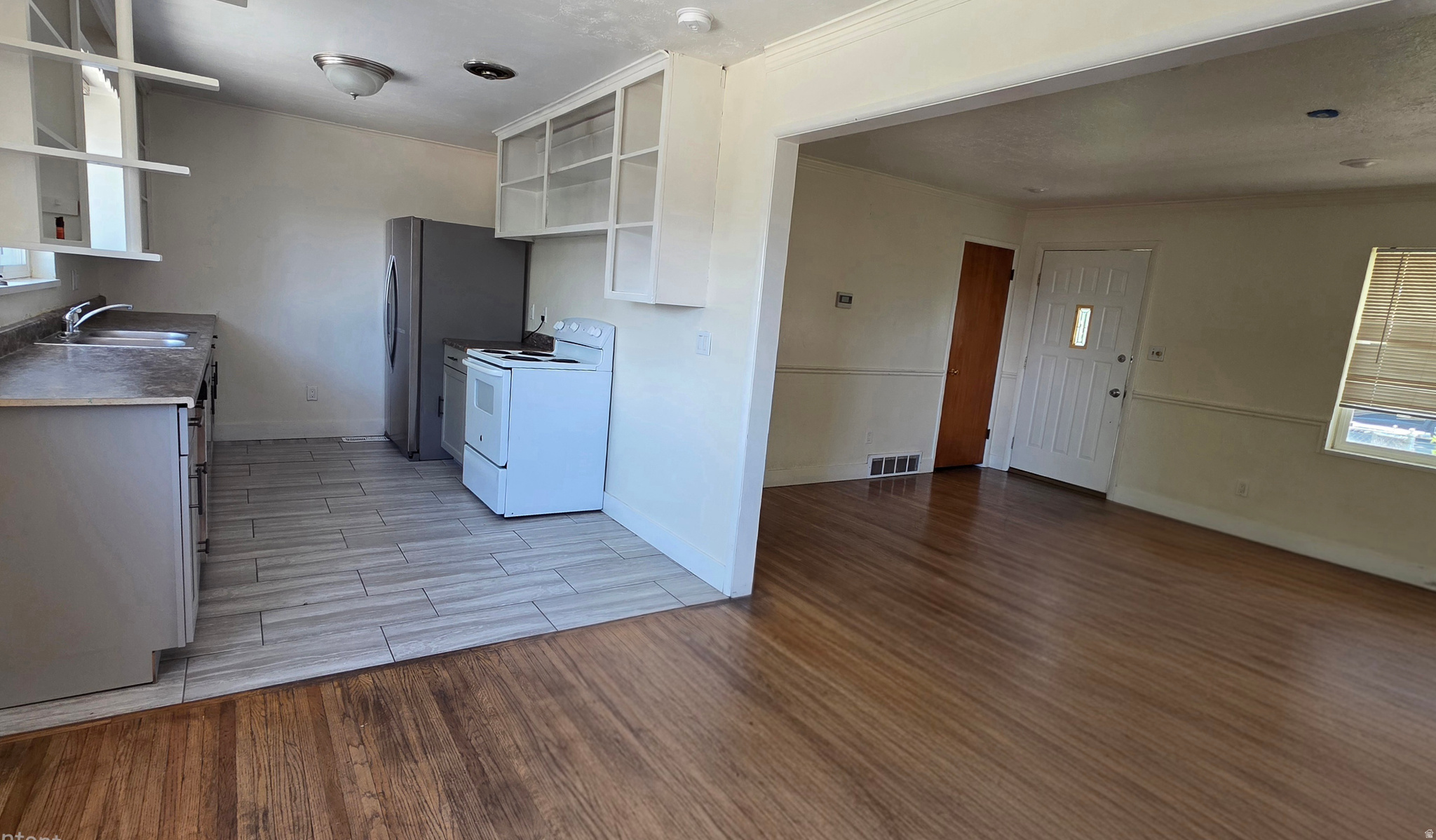 LAKERIDGE SUB #4 - Residential