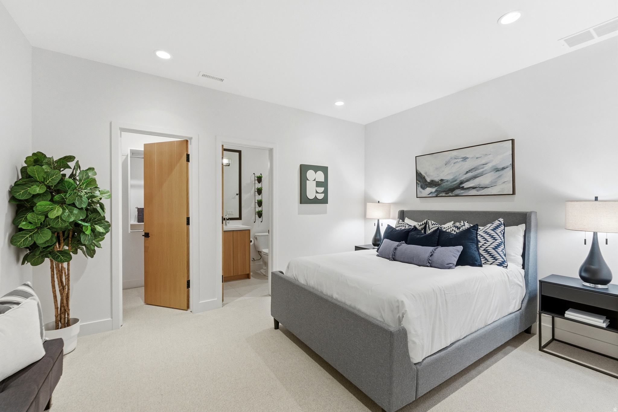 HIDEOUT CANYON PHASE 1 - Residential