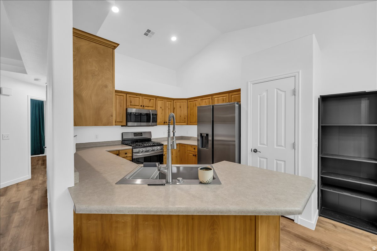 RIVER RIDGE GARDEN HOMES - Residential