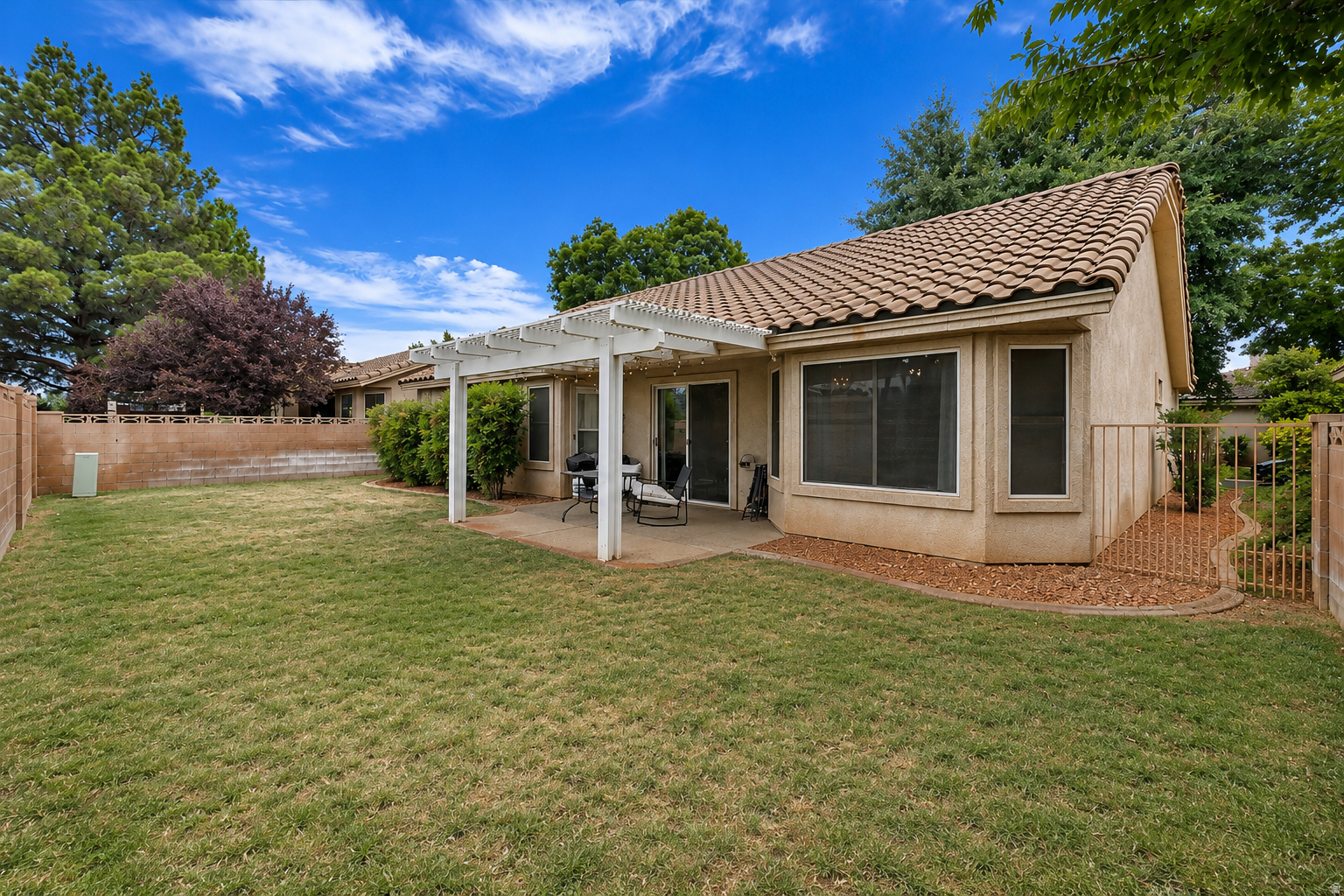 RIVER RIDGE GARDEN HOMES - Residential