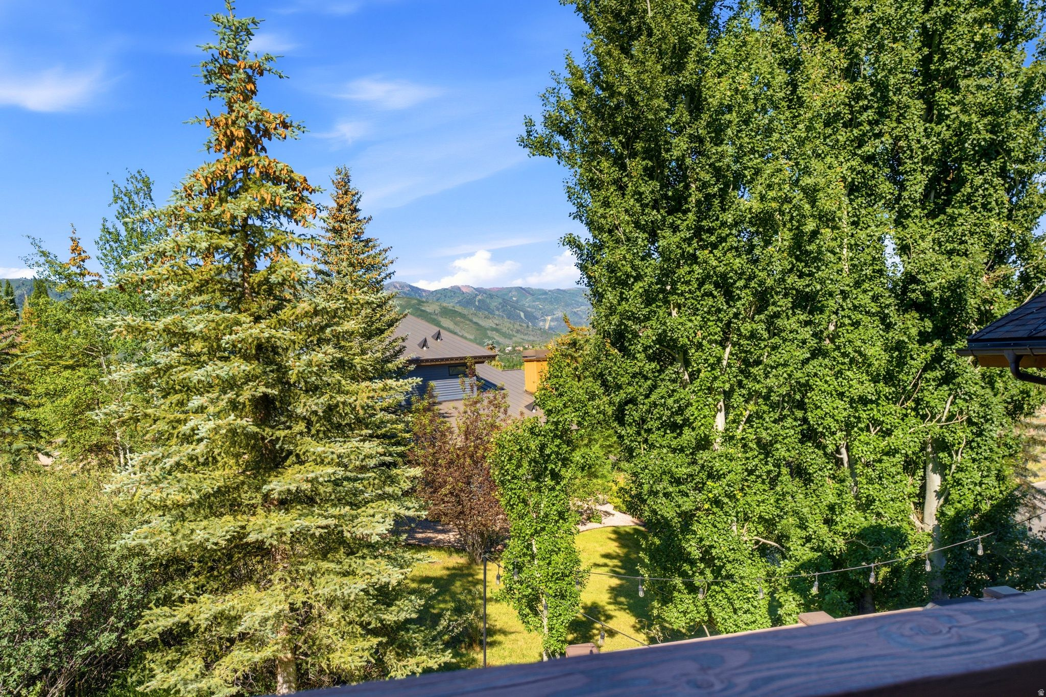 FAIRWAY HILLS - Residential