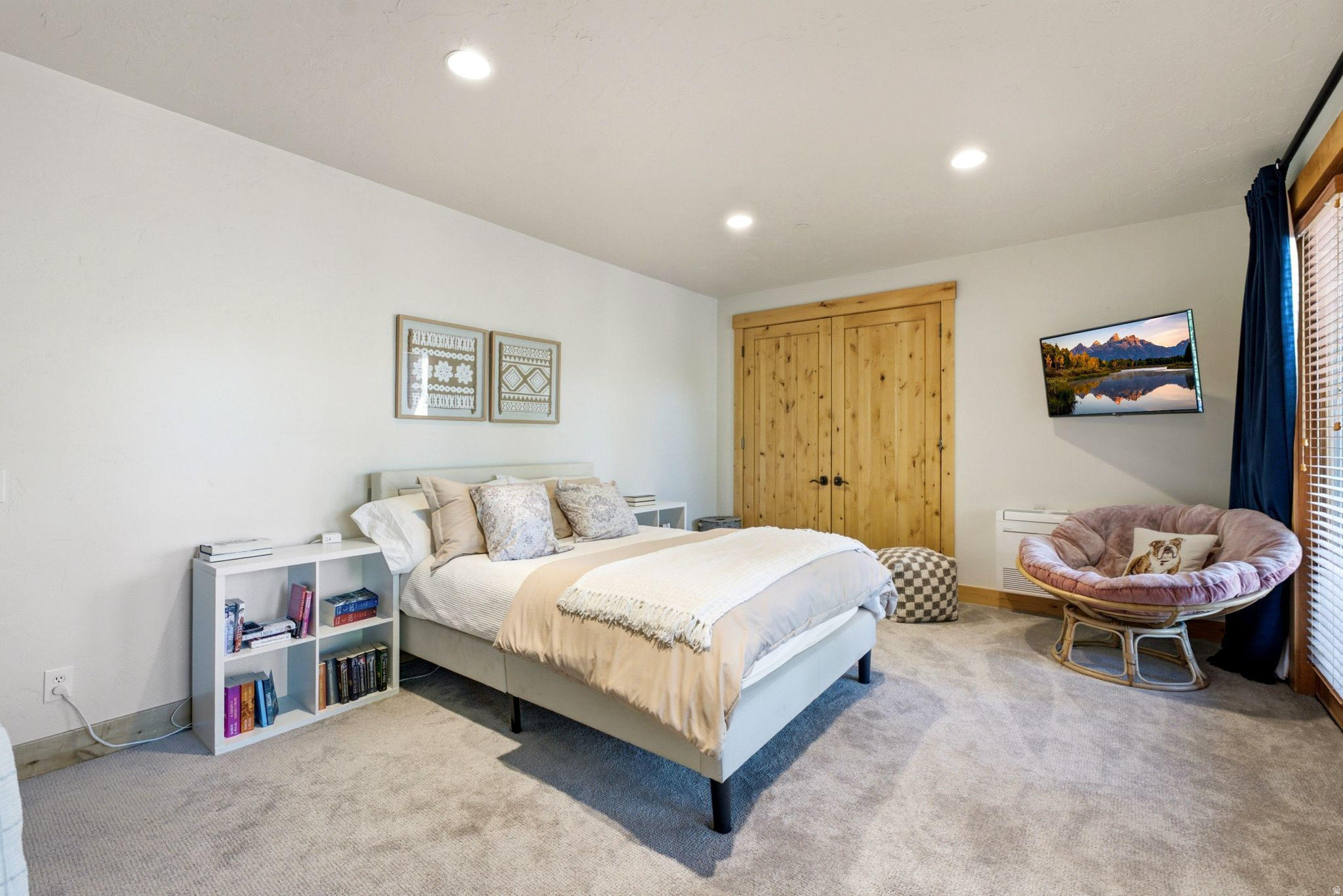 FAIRWAY HILLS - Residential