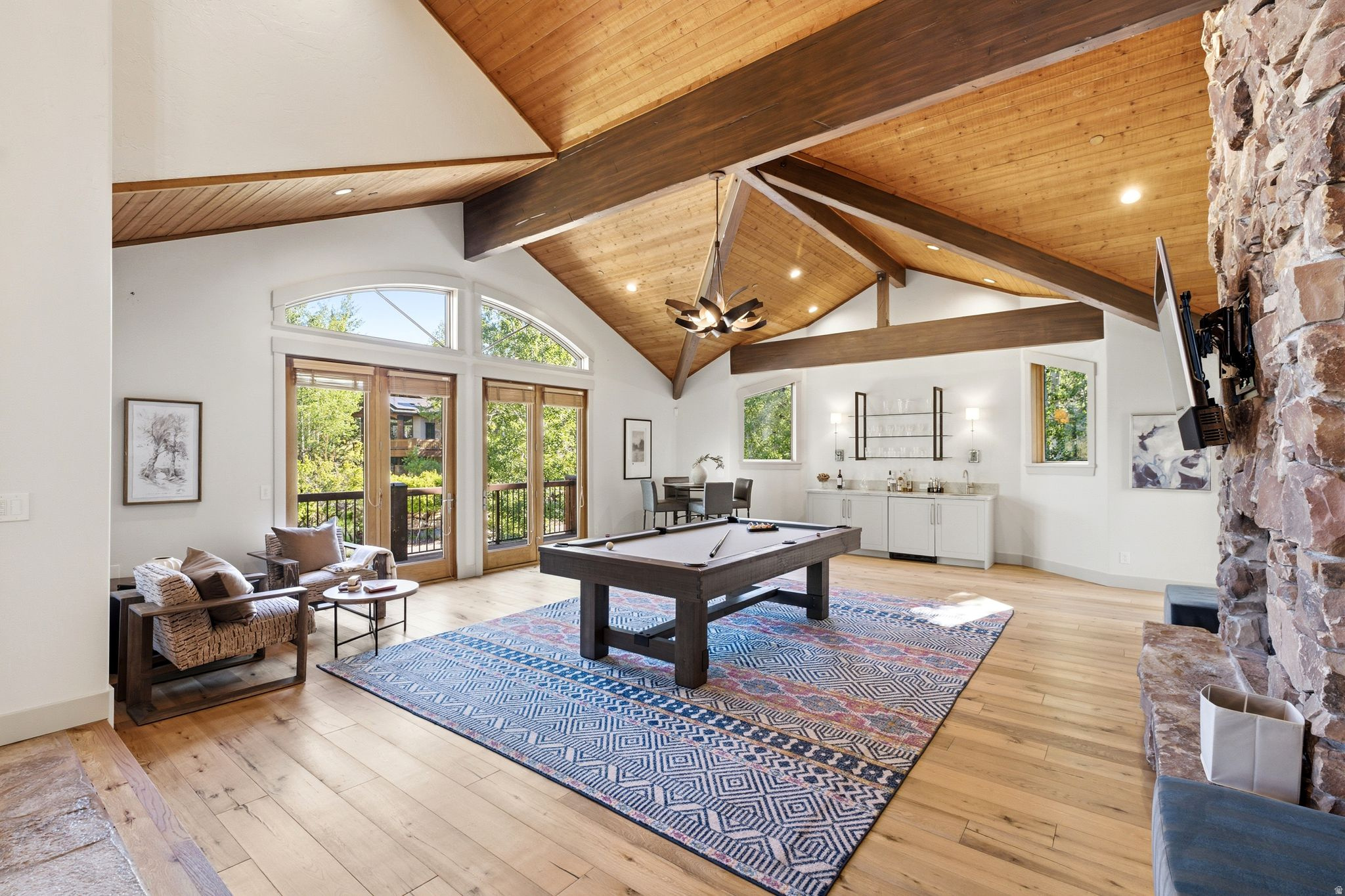 FAIRWAY HILLS - Residential