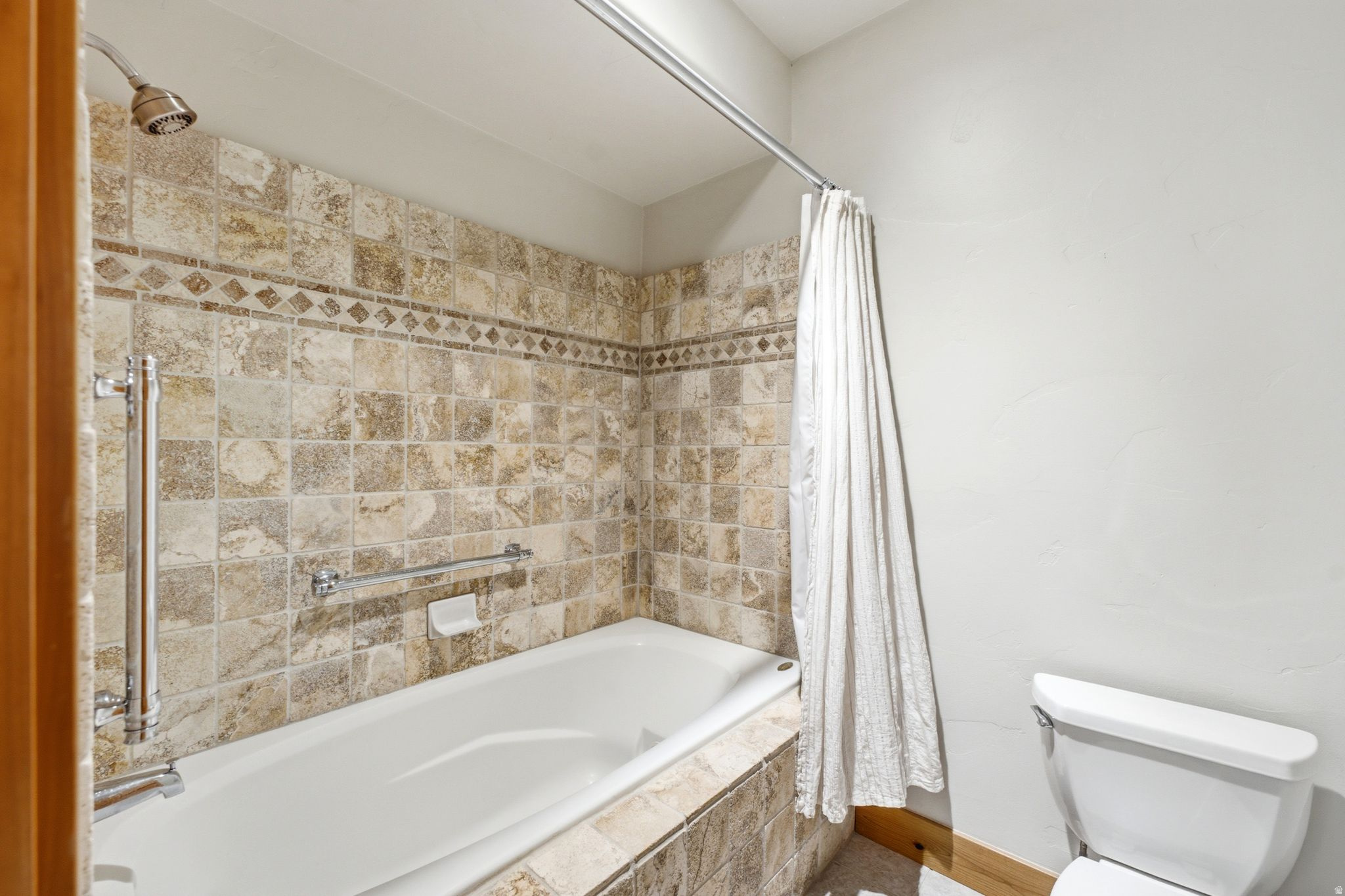 FAIRWAY HILLS - Residential