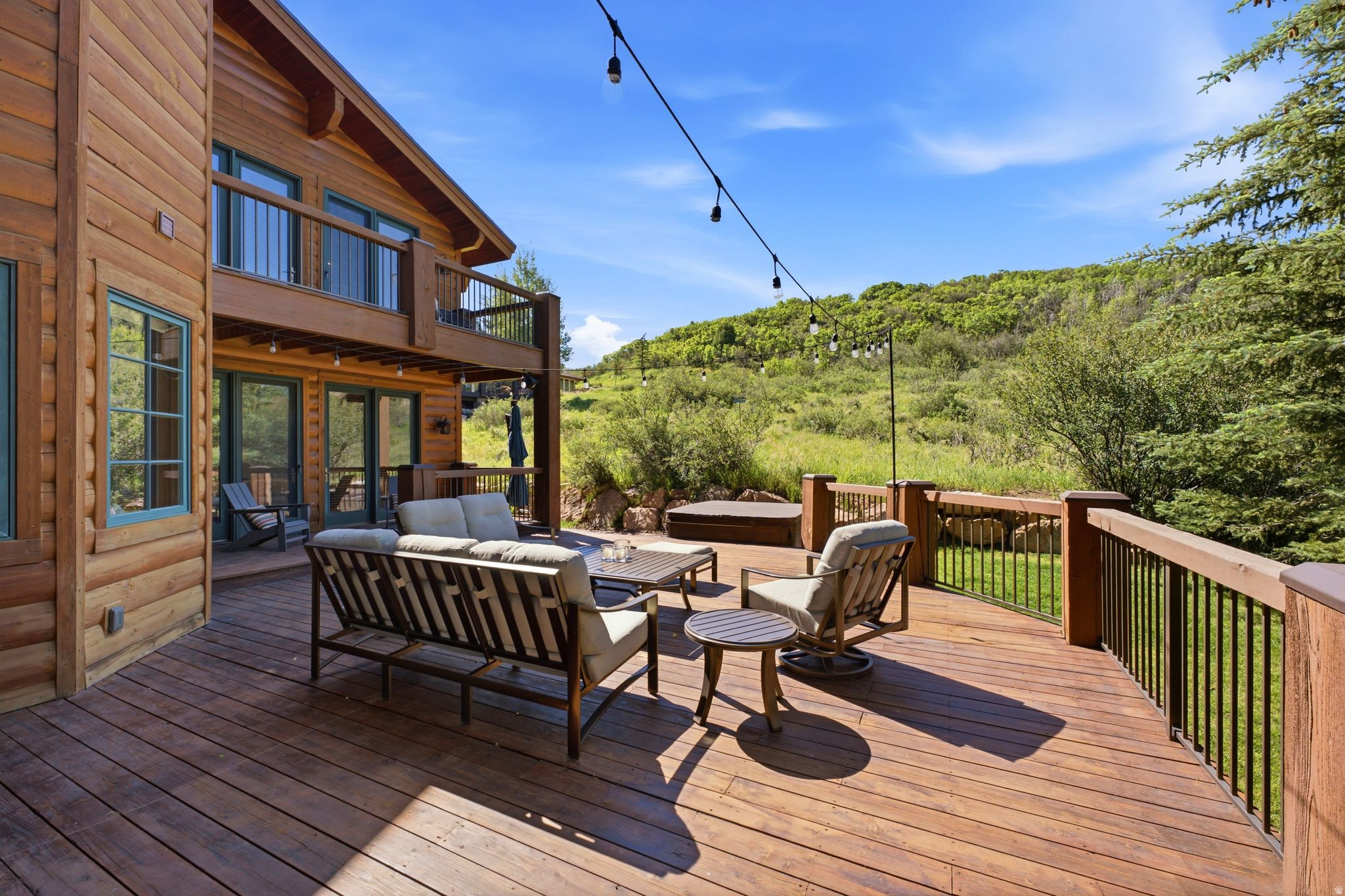 FAIRWAY HILLS - Residential