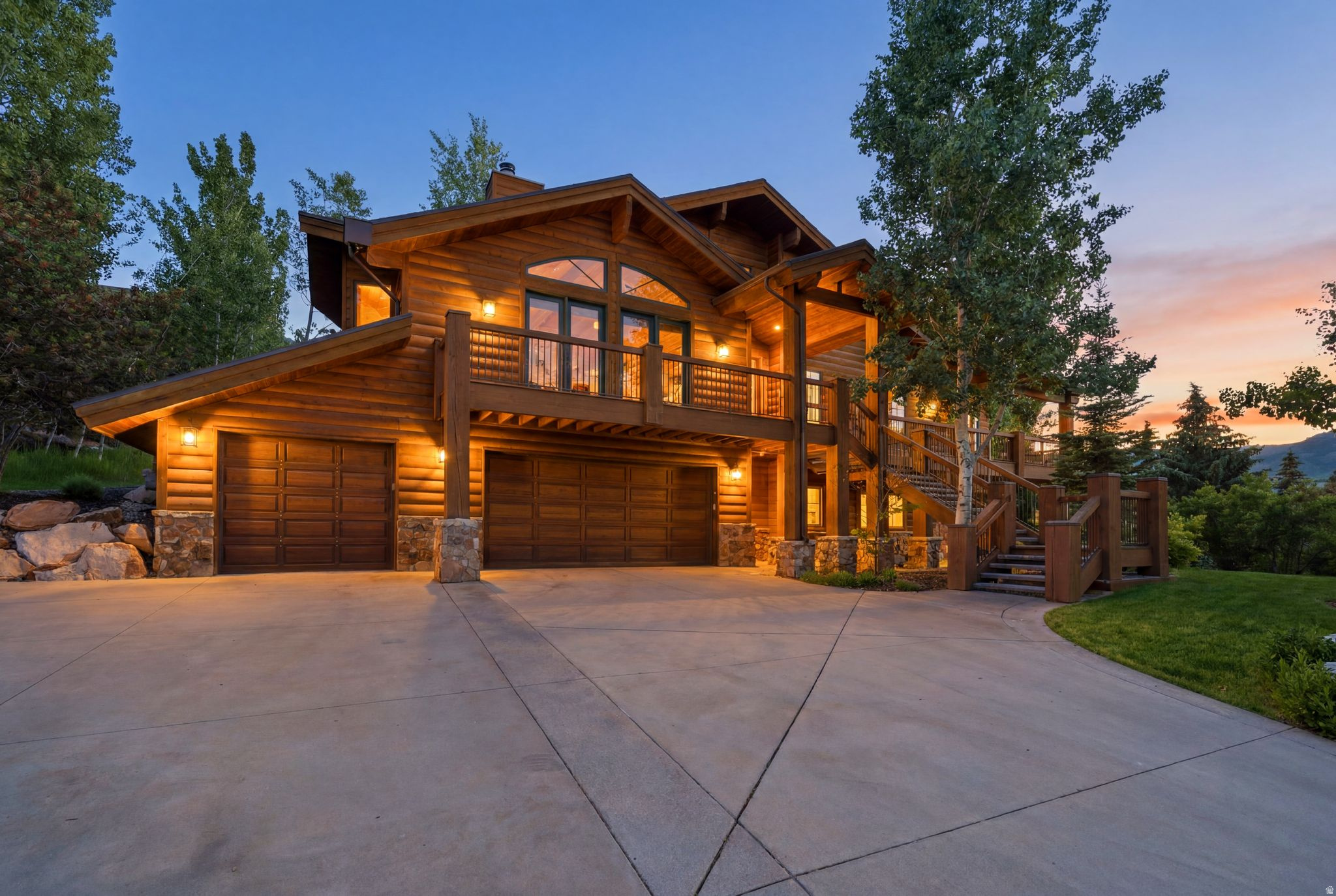 FAIRWAY HILLS - Residential
